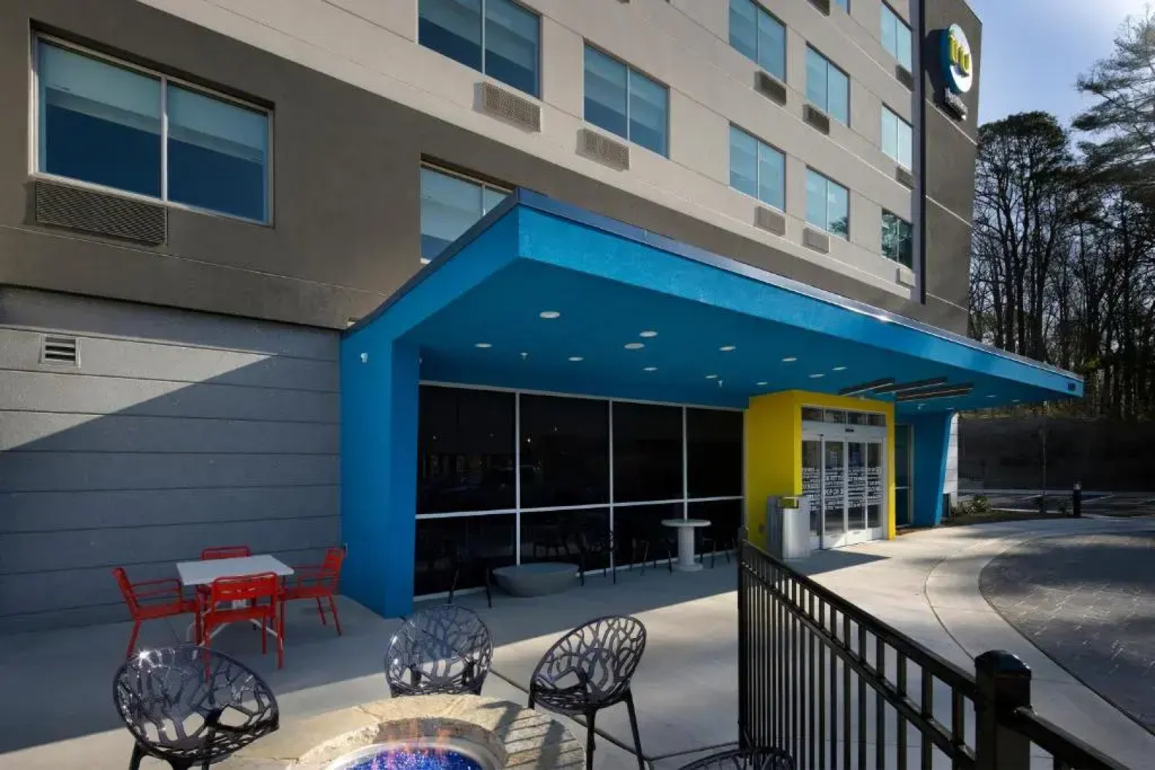 Tru by Hilton Asheville Blue Ridge Parkway