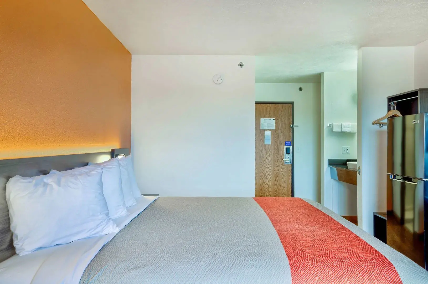 Motel 6 Percival IA