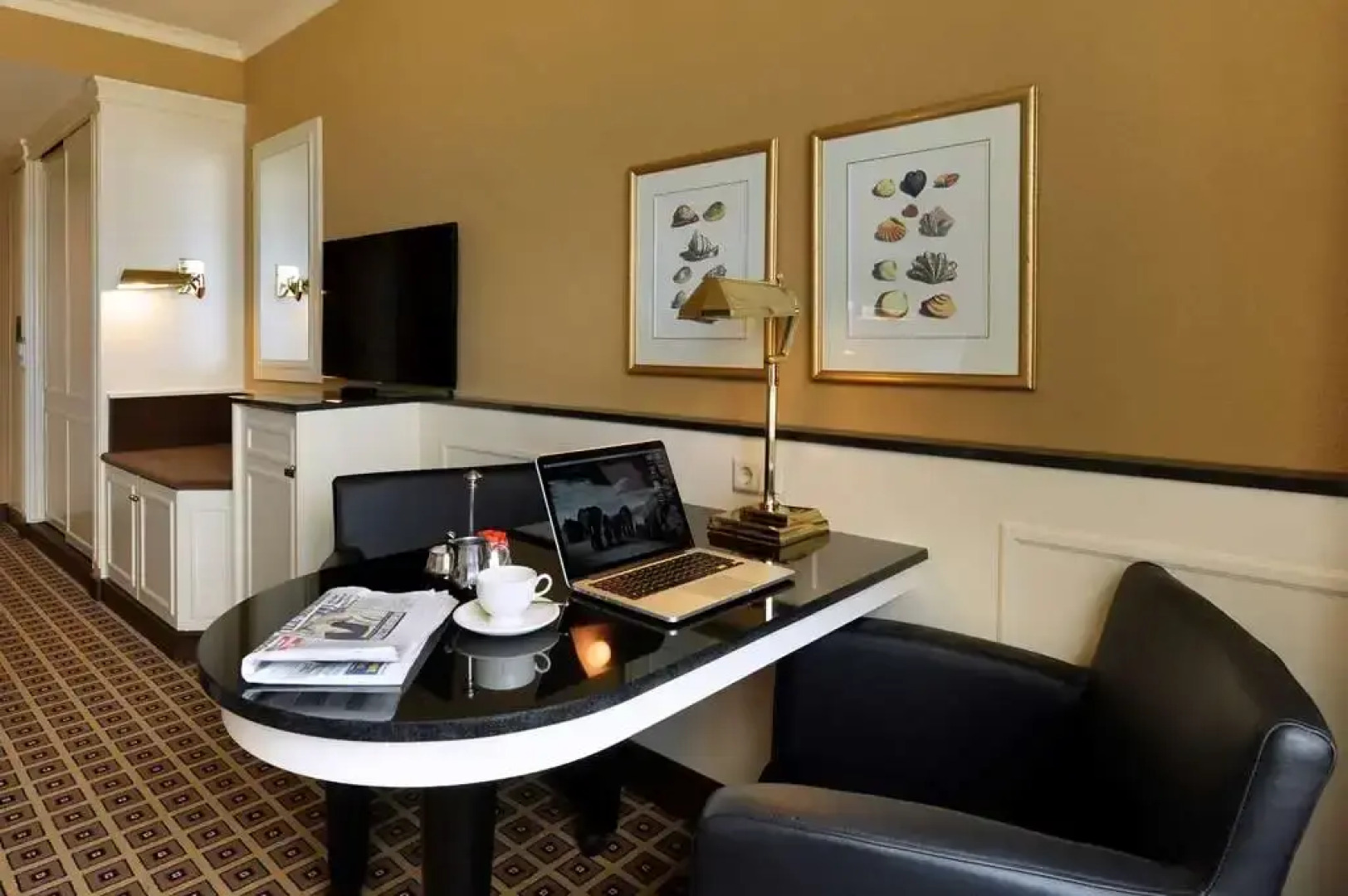 The Historic Huis ter Duin