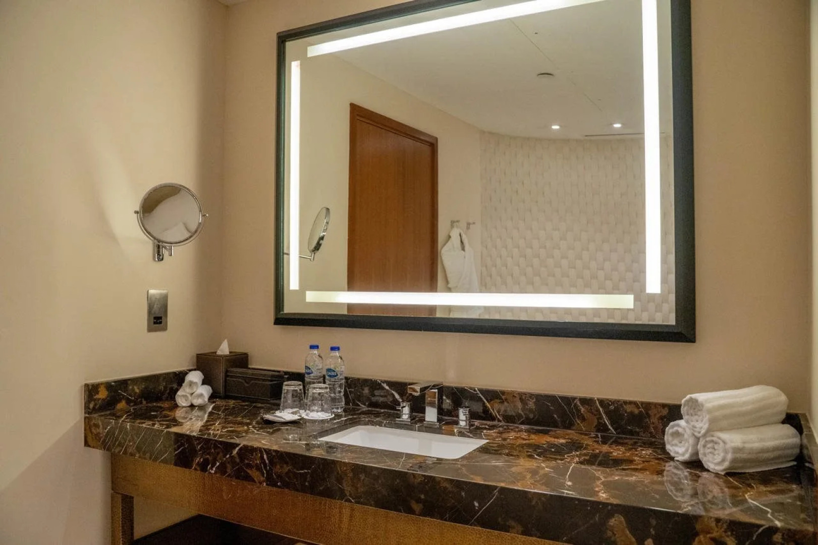 VOGO Abu Dhabi Golf Resort & Spa