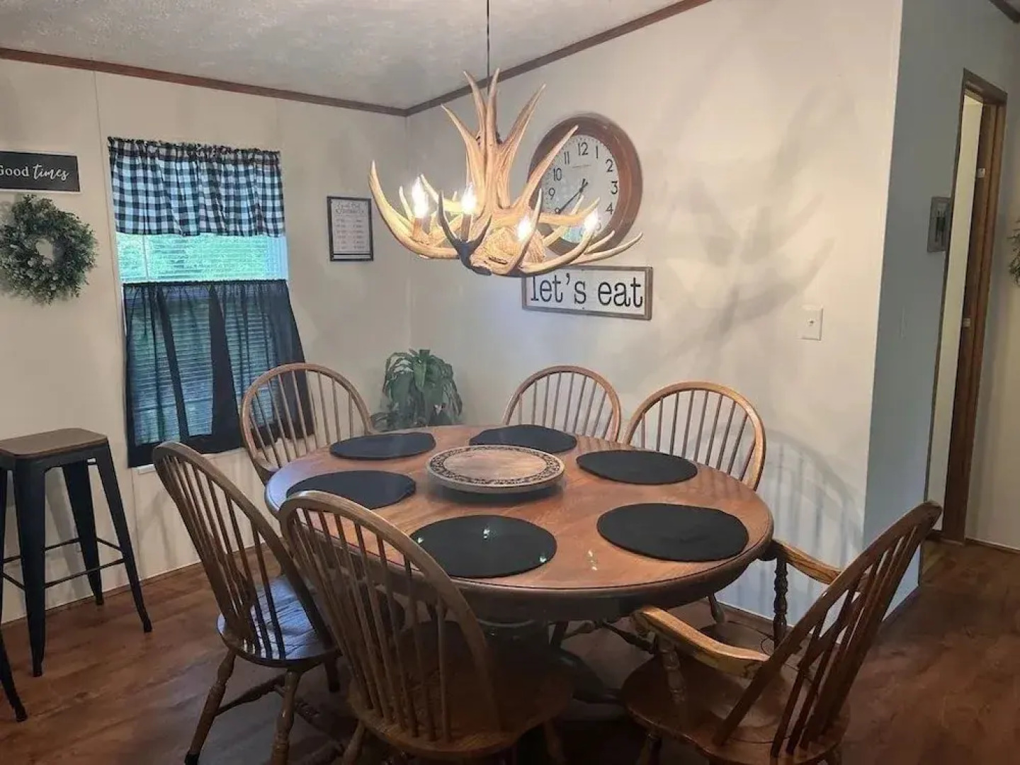 The Lodge at Coker Creek - 3 Bedrooms, 2 Baths, Sleeps 10 3 Home by Redawning