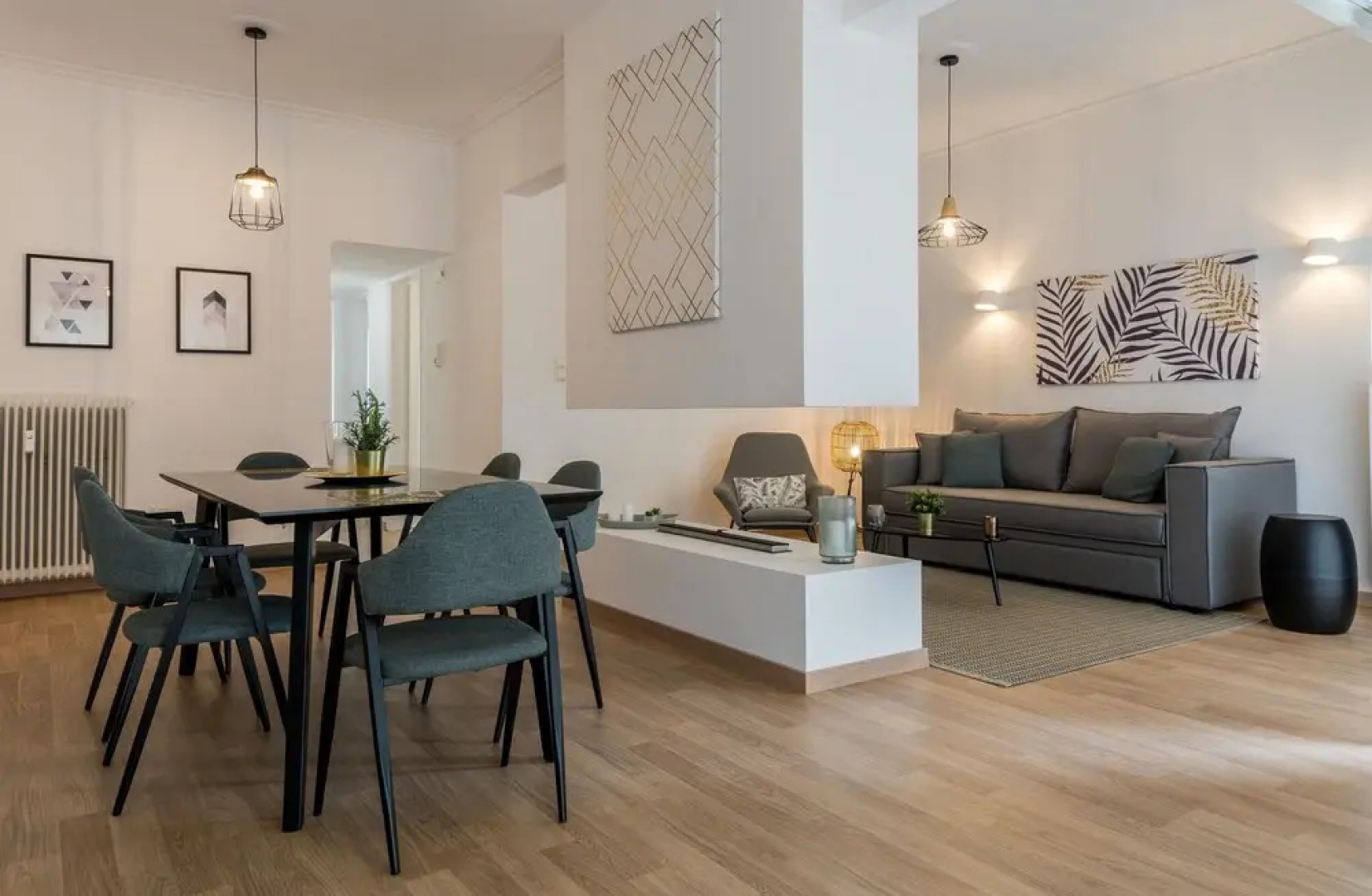 Mouson, Bright apartment next to the Sea