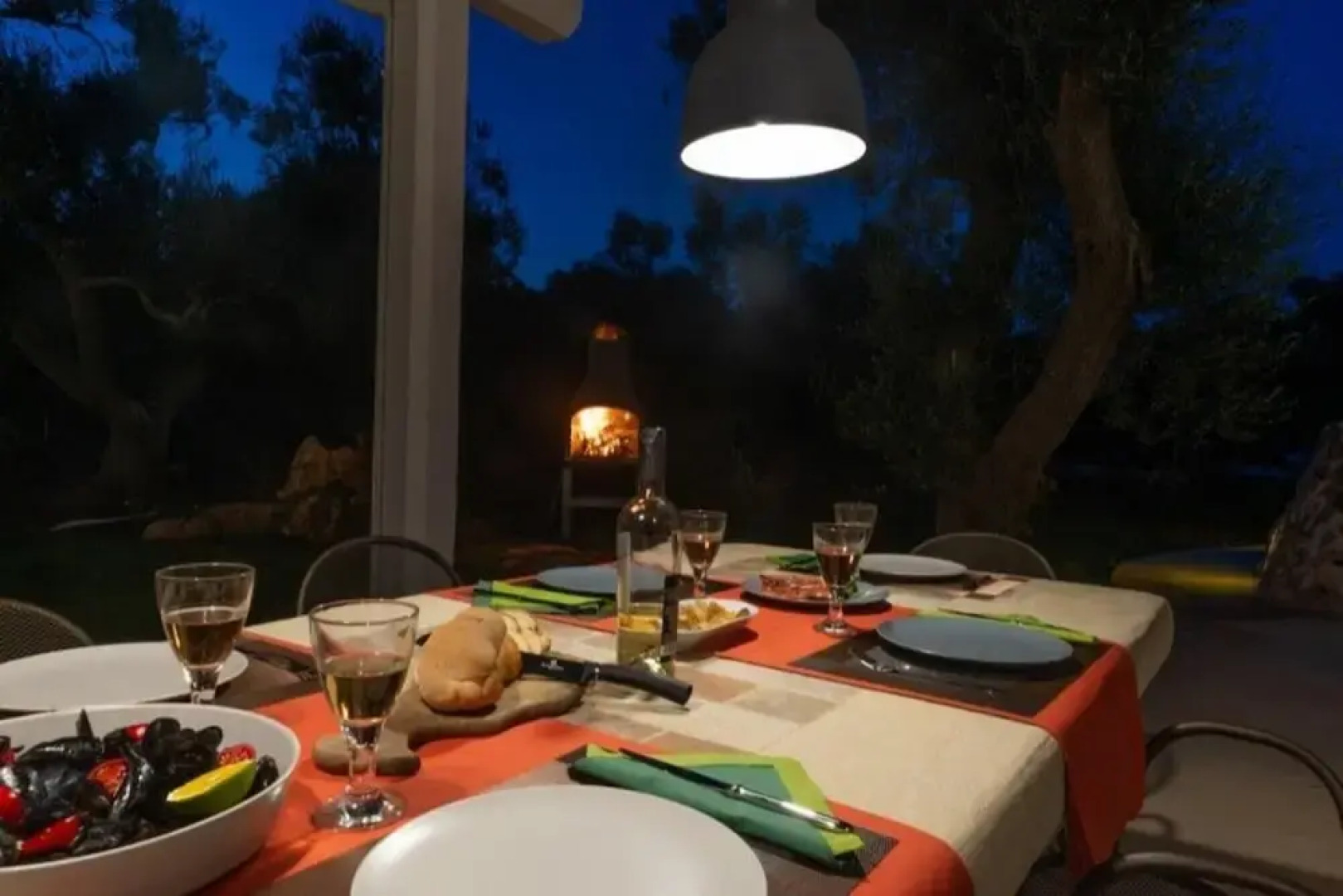 Traditional Trullo la Specchia