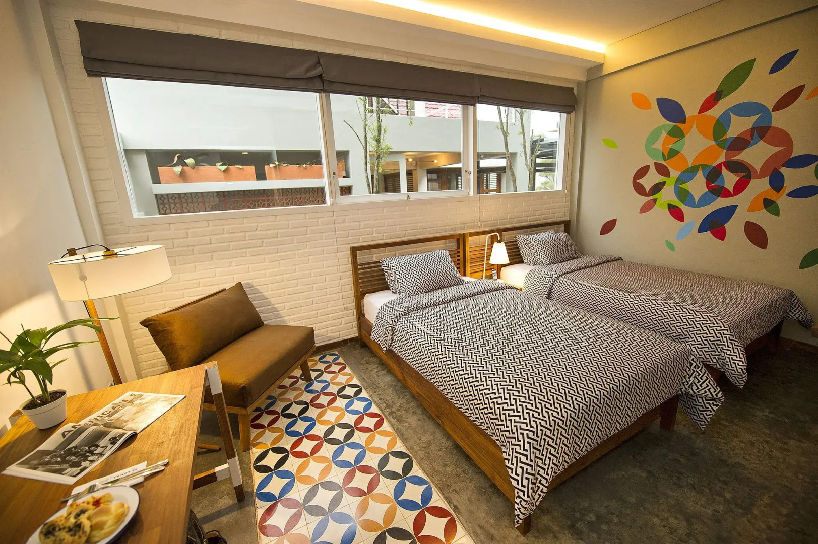 Lokal Hotel & Restaurant