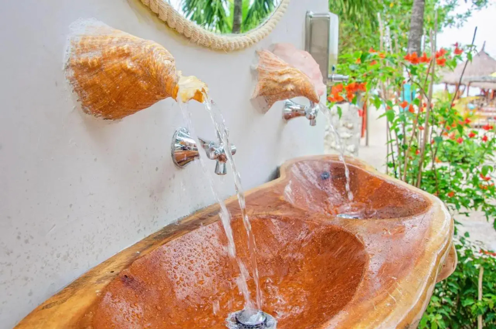 Namaste Beach Club & Hotel