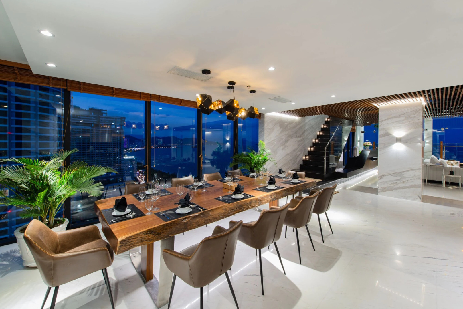 Maple Hotel & Apartment