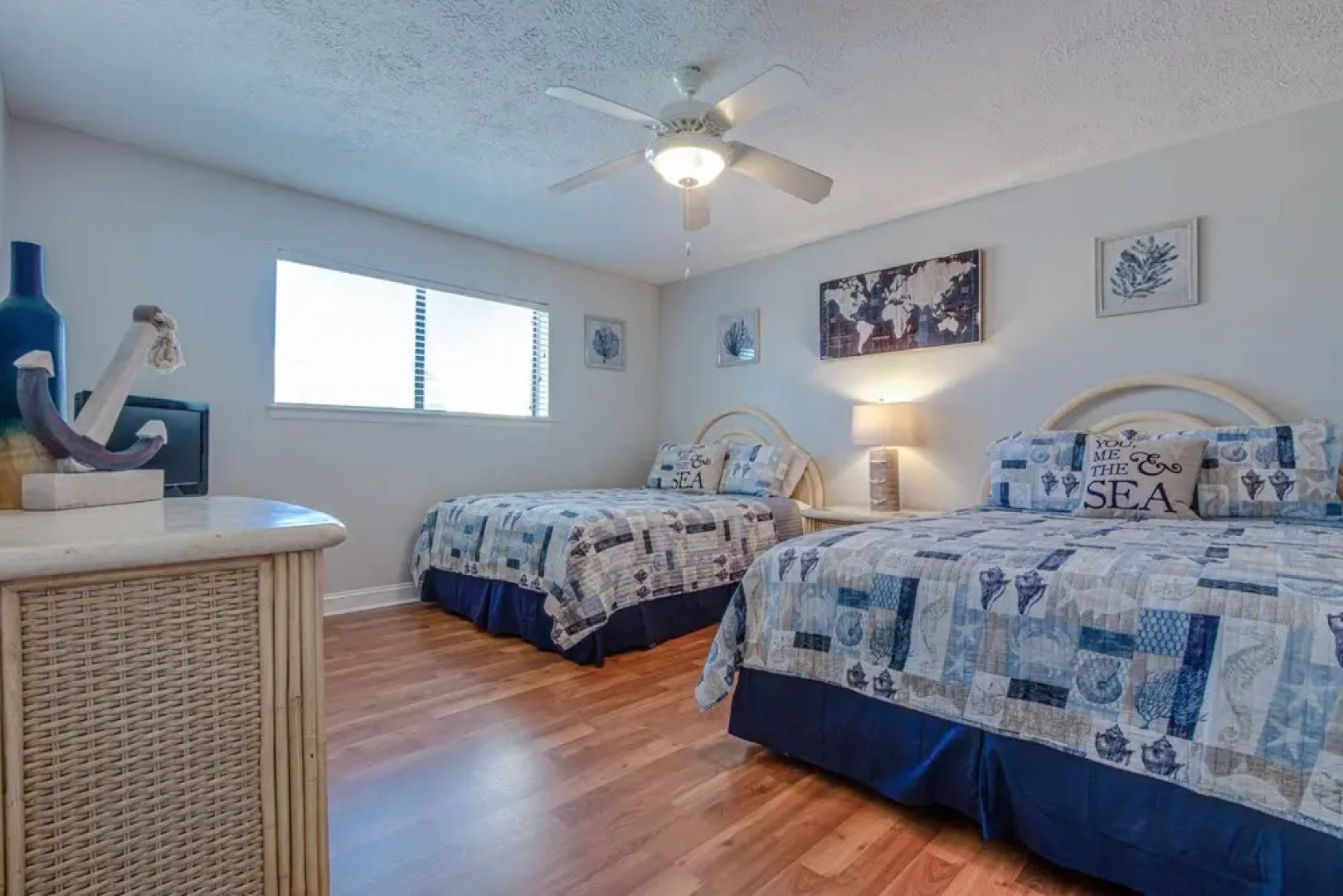 Sandy Toes by Book That Condo