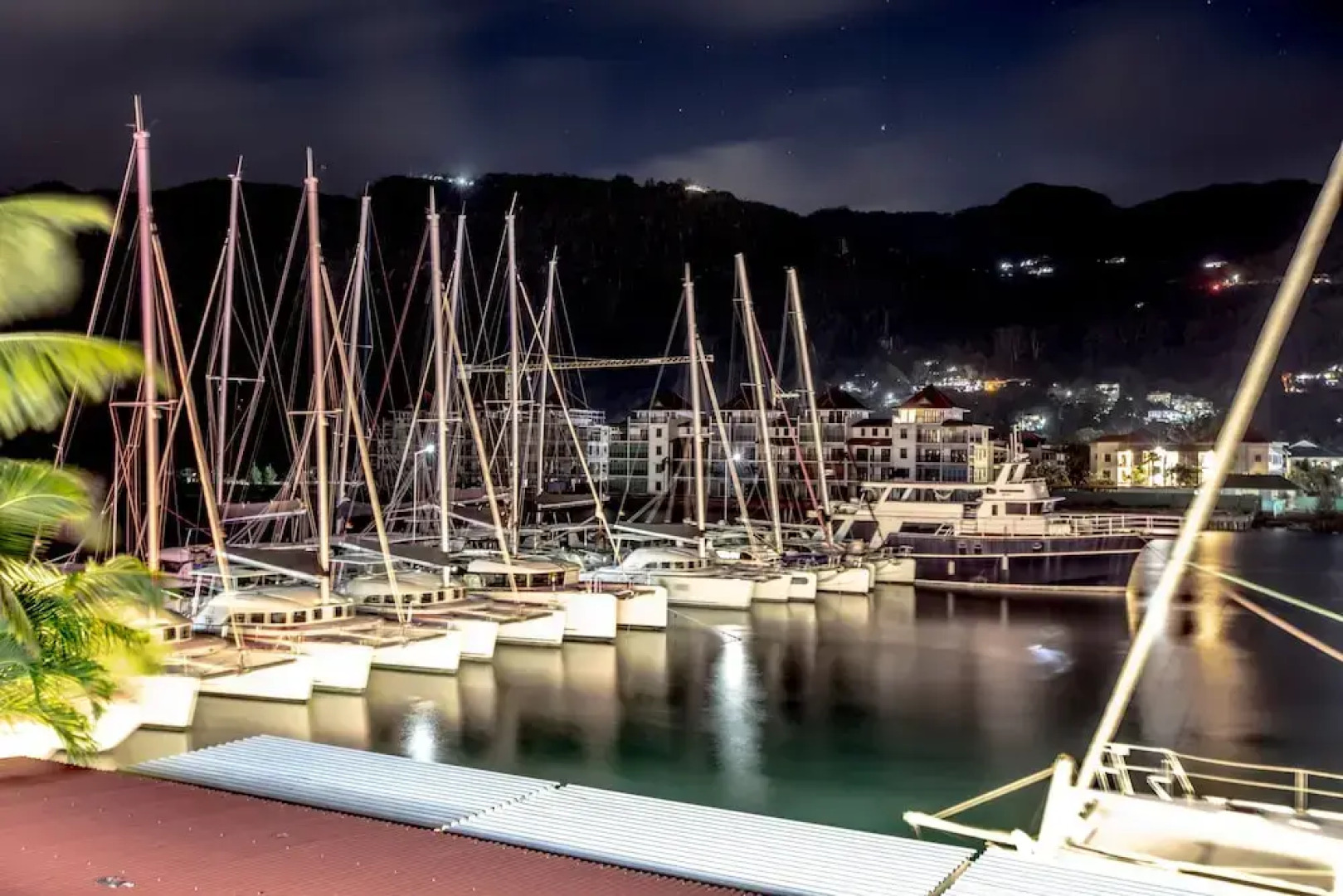 Eden Island - Apartments