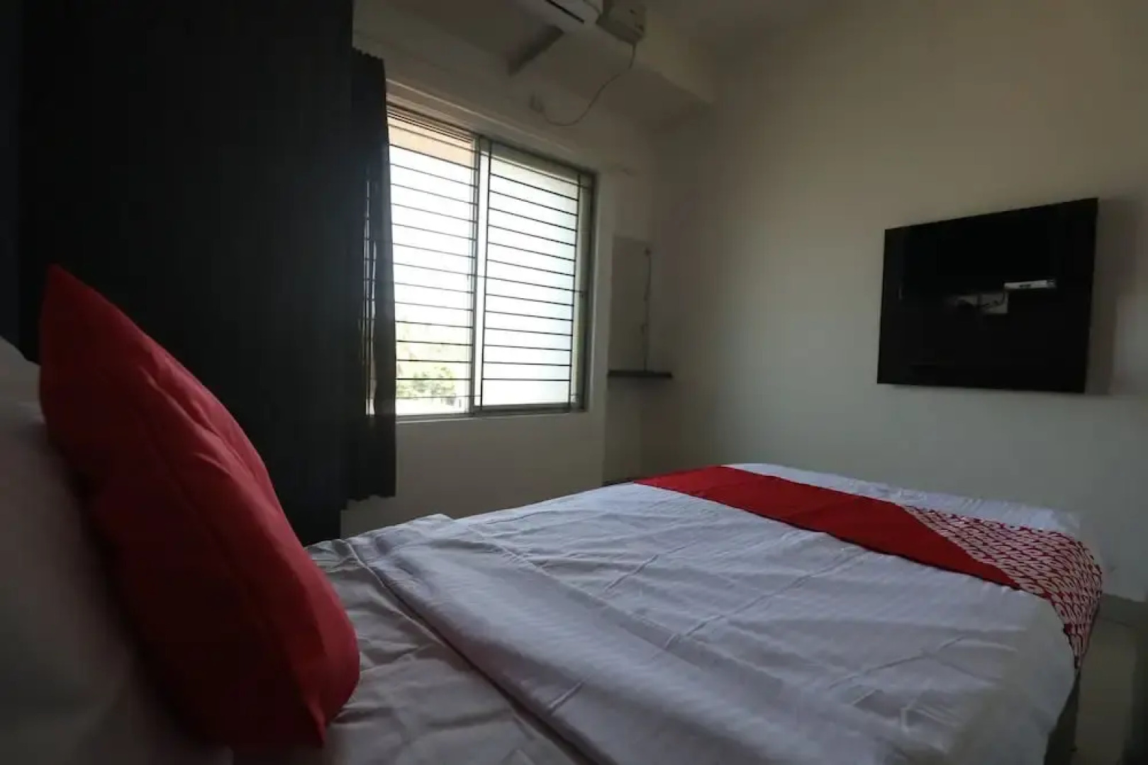 OYO 24602 City Residence