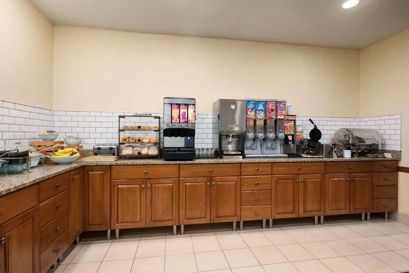 Country Inn & Suites by Radisson, Owatonna, MN