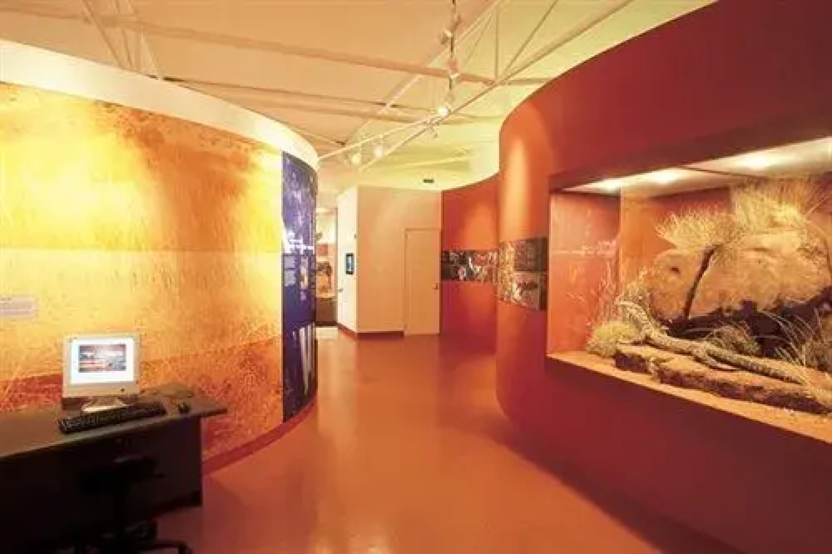 Outback Pioneer Hotel