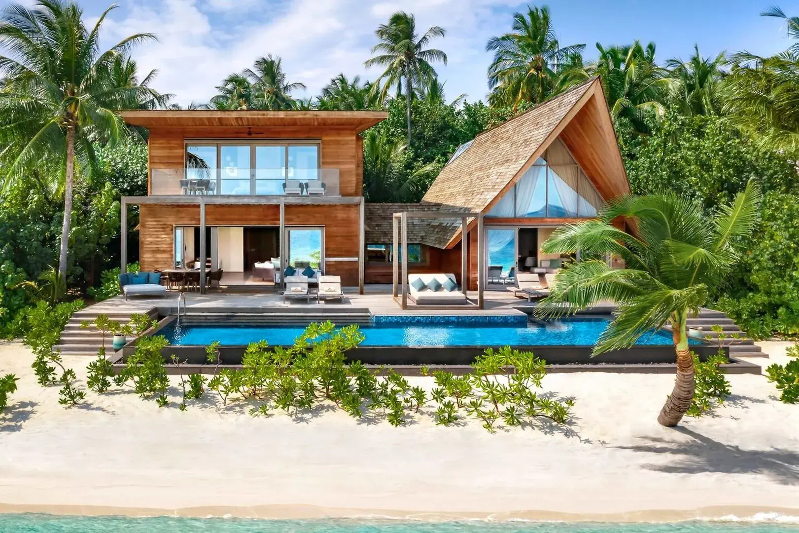 The St. Regis Maldives Vommuli Resort