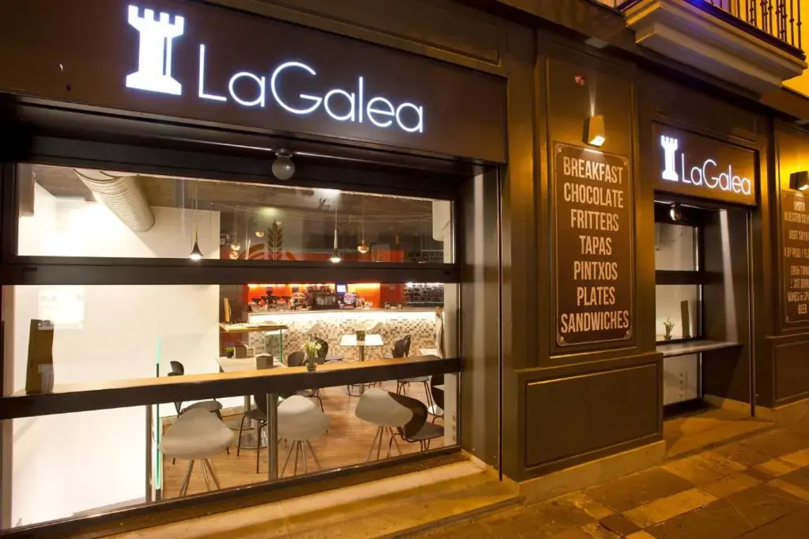 Hotel Pompaelo Plaza del Ayuntamiento & Spa