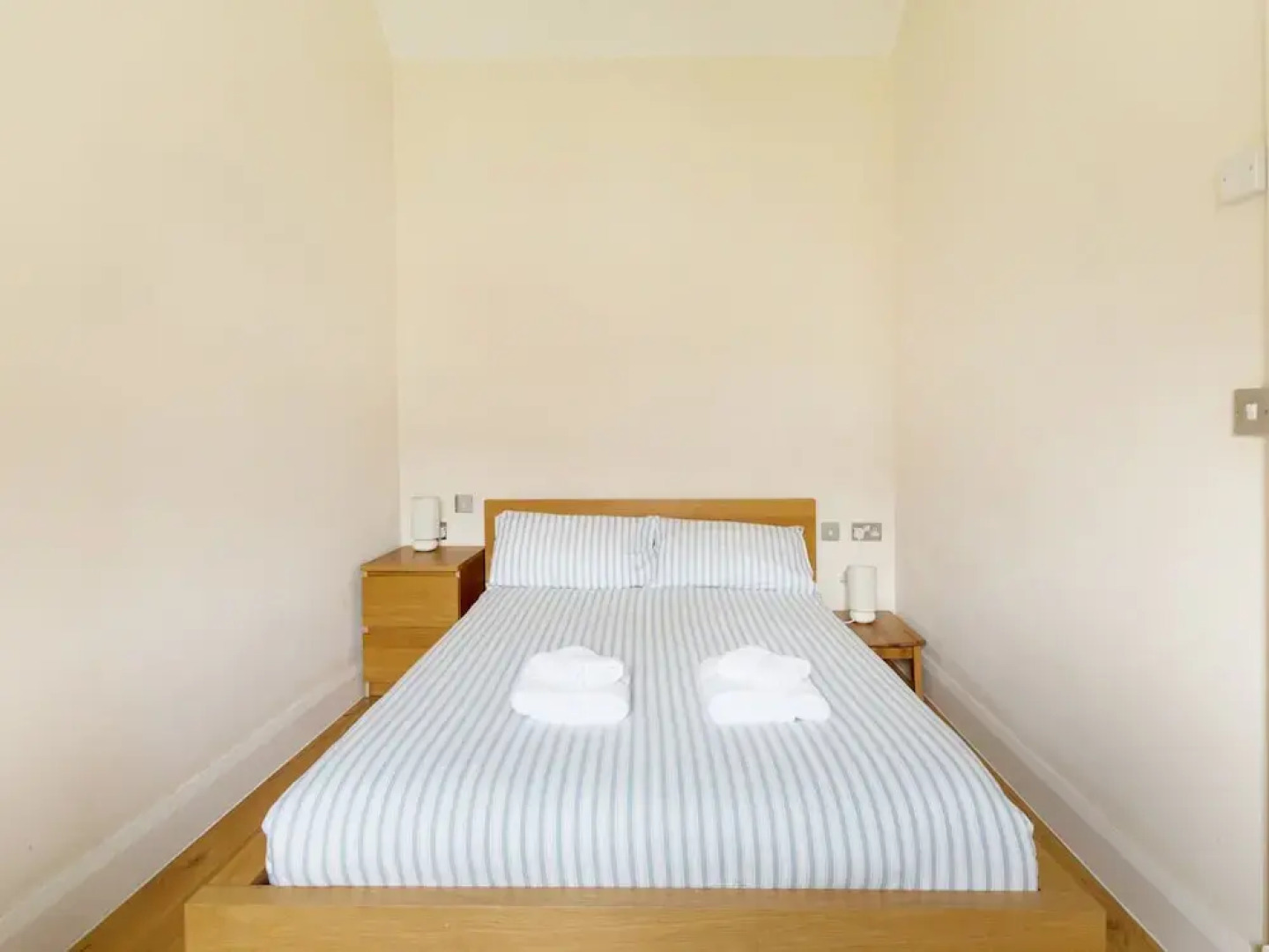 Grassholm, Haverfordwest