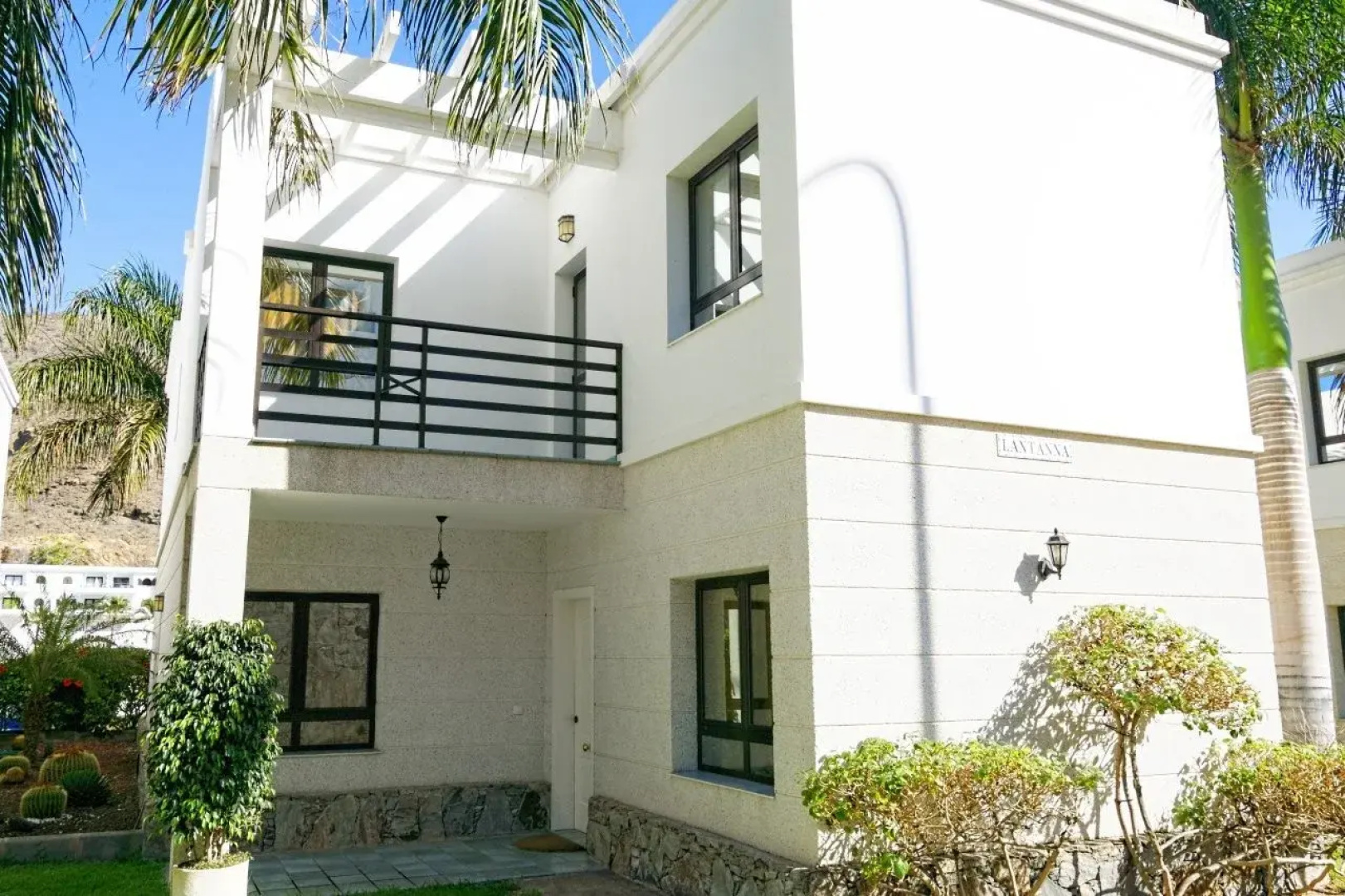 Sunshine Villas