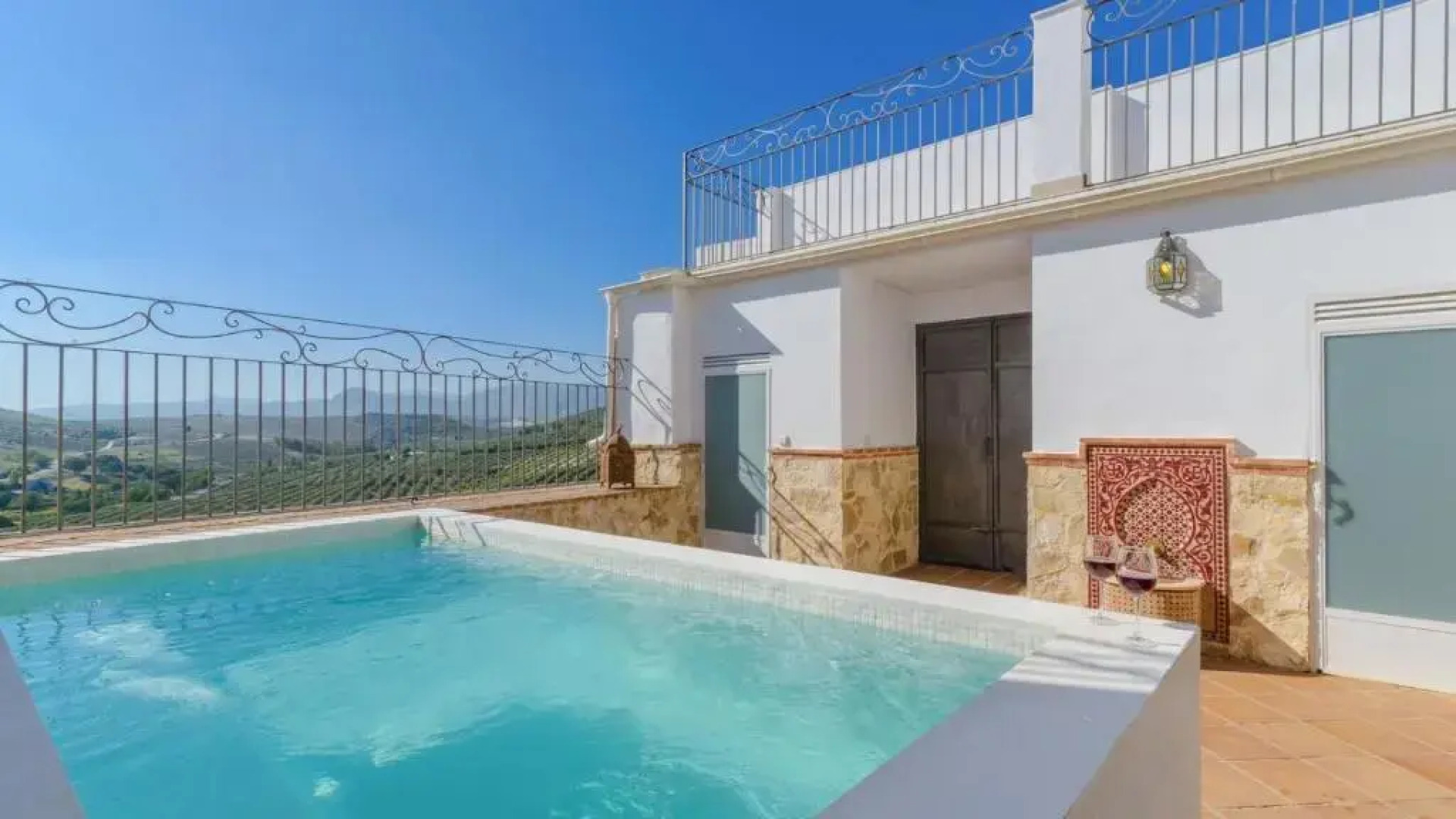 Torreon de Morayma Baena by Ruralidays