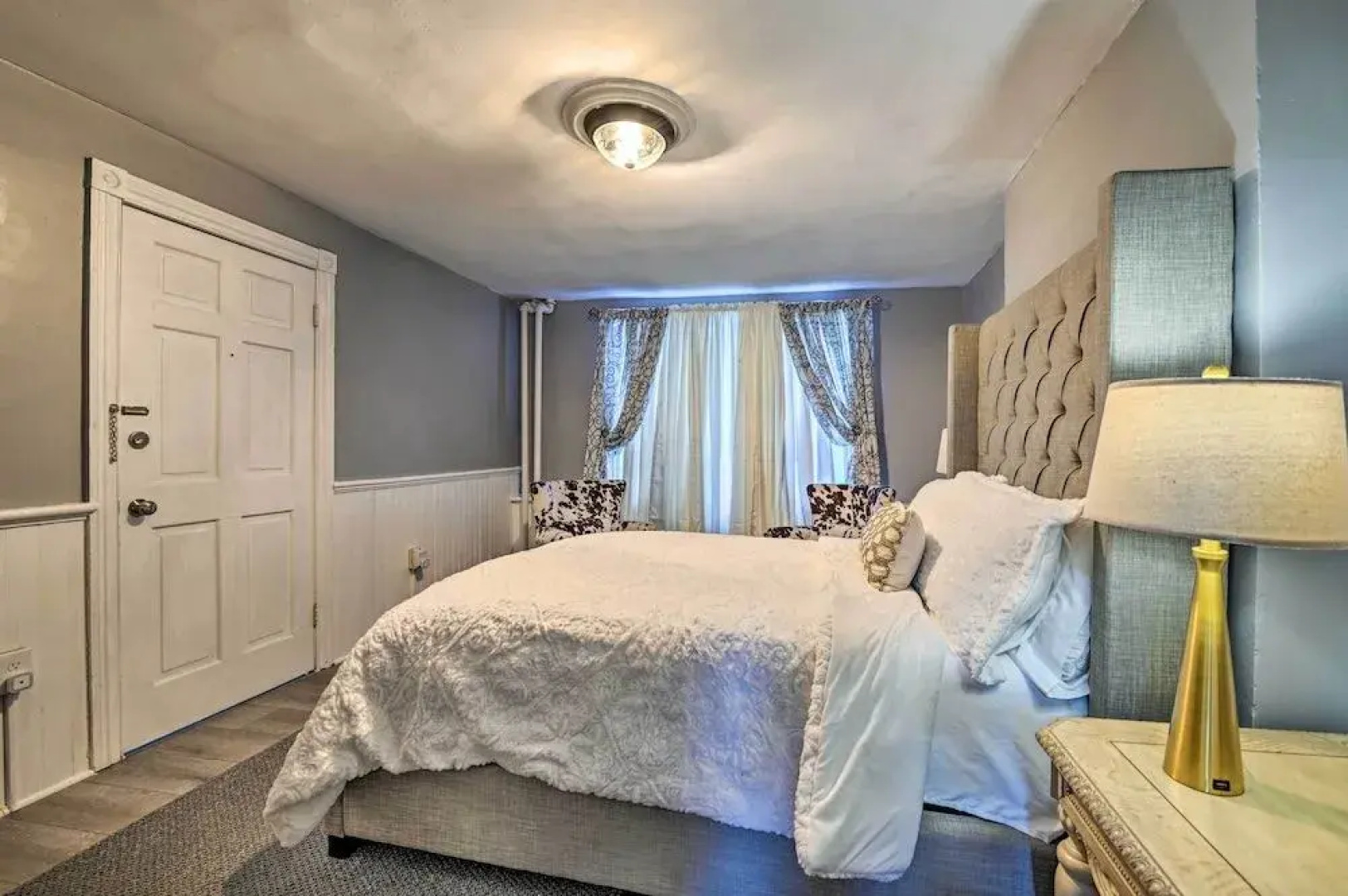 Sophisticated Albany Vacation Rental