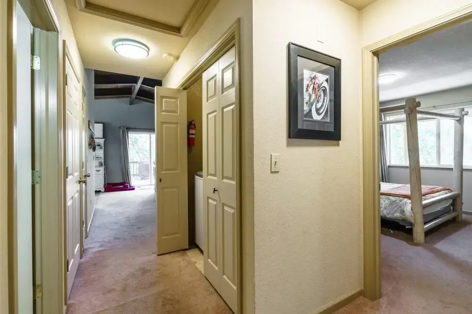 Hillside Haven -PET FRIENDLY!  Explore All Yosemite and Pine Mountain Lake has to Offer by Yosemite Region Resorts