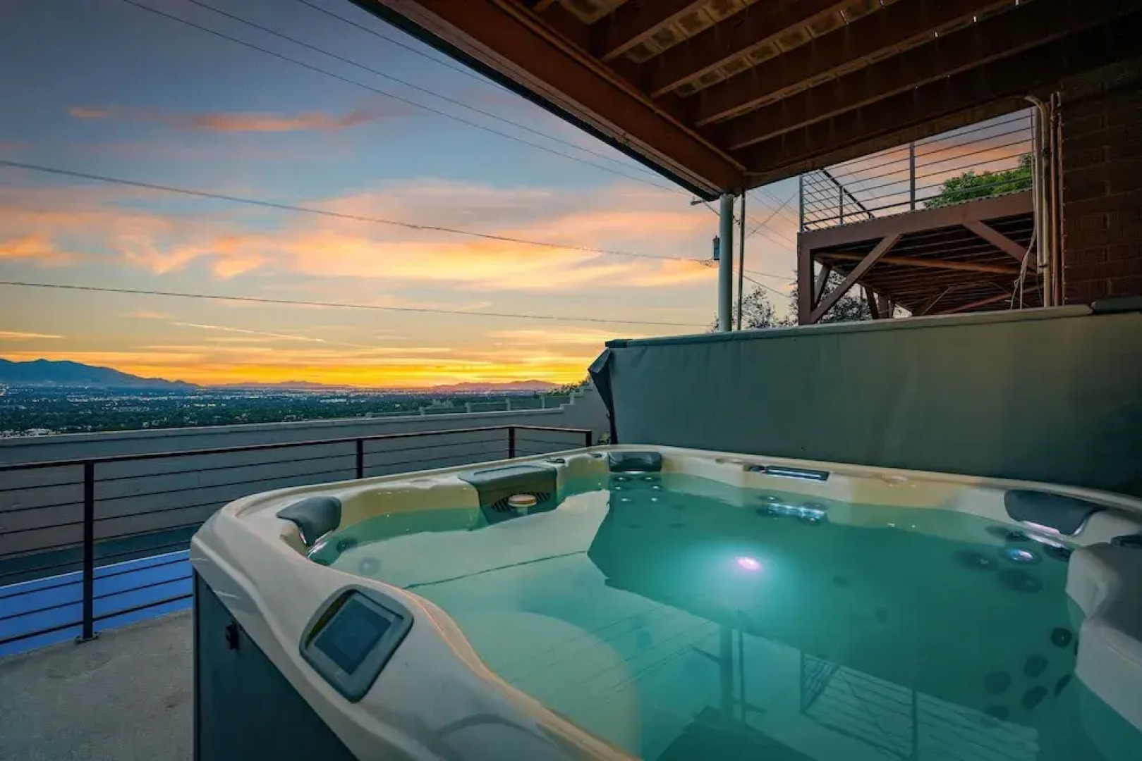 All-new Luxe Stay Views, Sauna & Hot Tub 7 Bedroom Villa