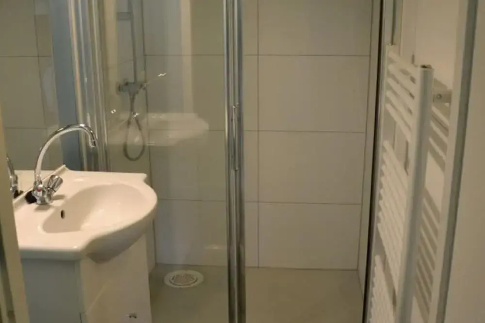 Bungalow in 's-gravenzande With Nautical Charm