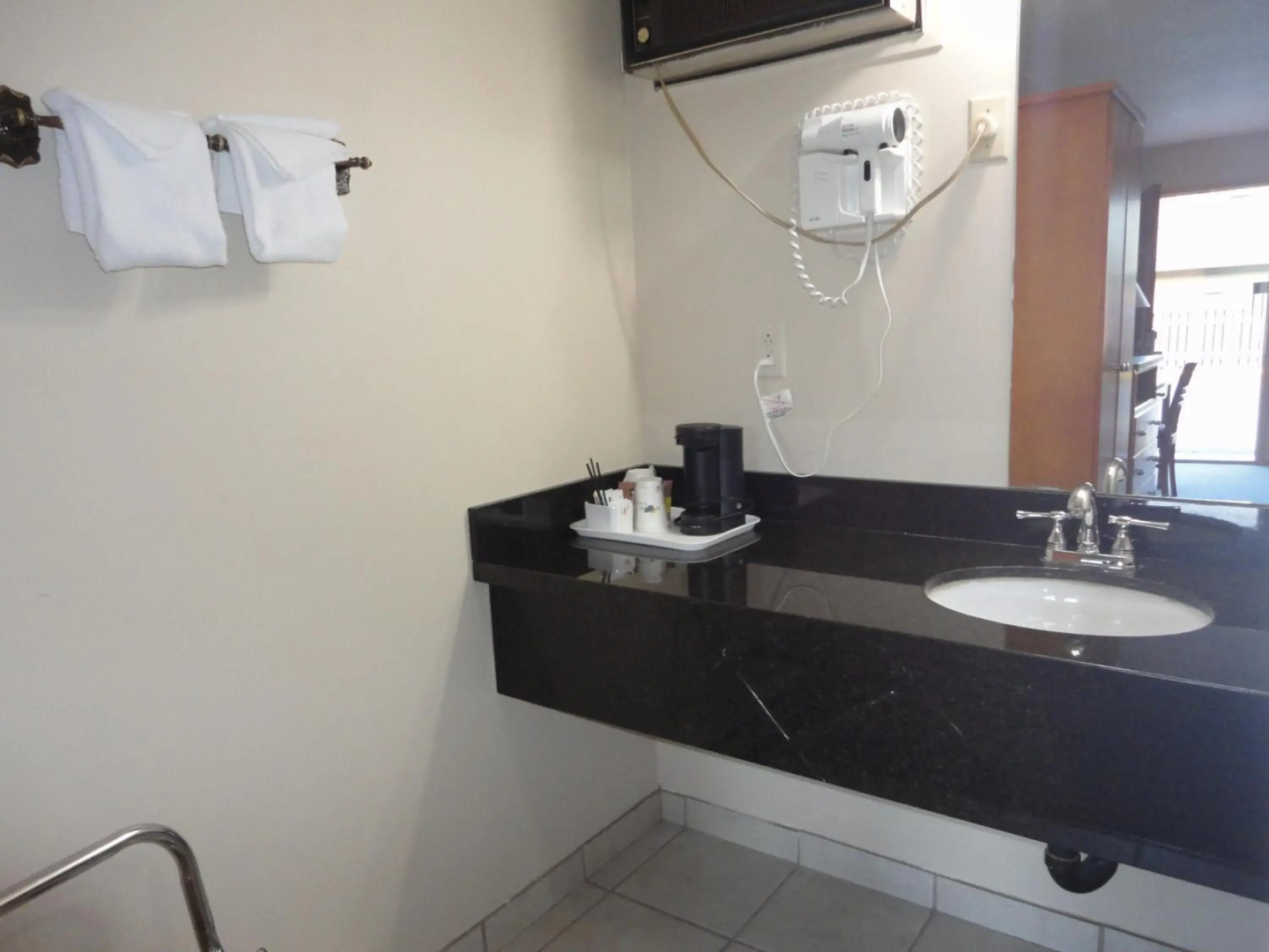 Canadas Best Value Inn & Suites Vernon