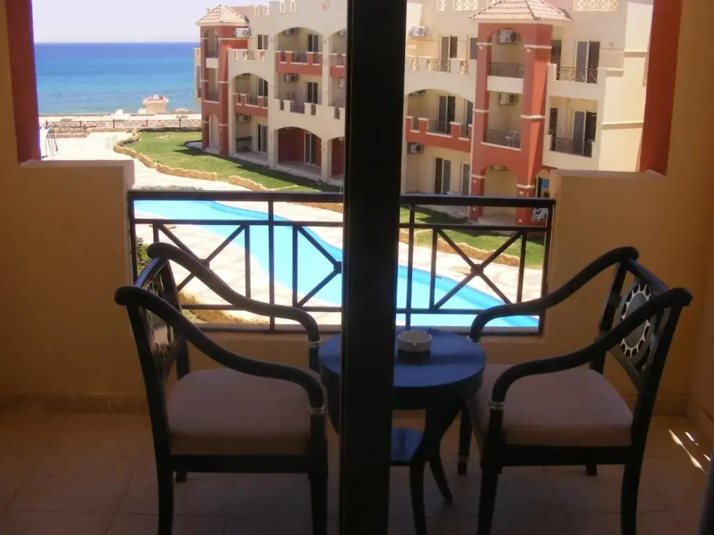 La Sirena Hotel Beach Resort