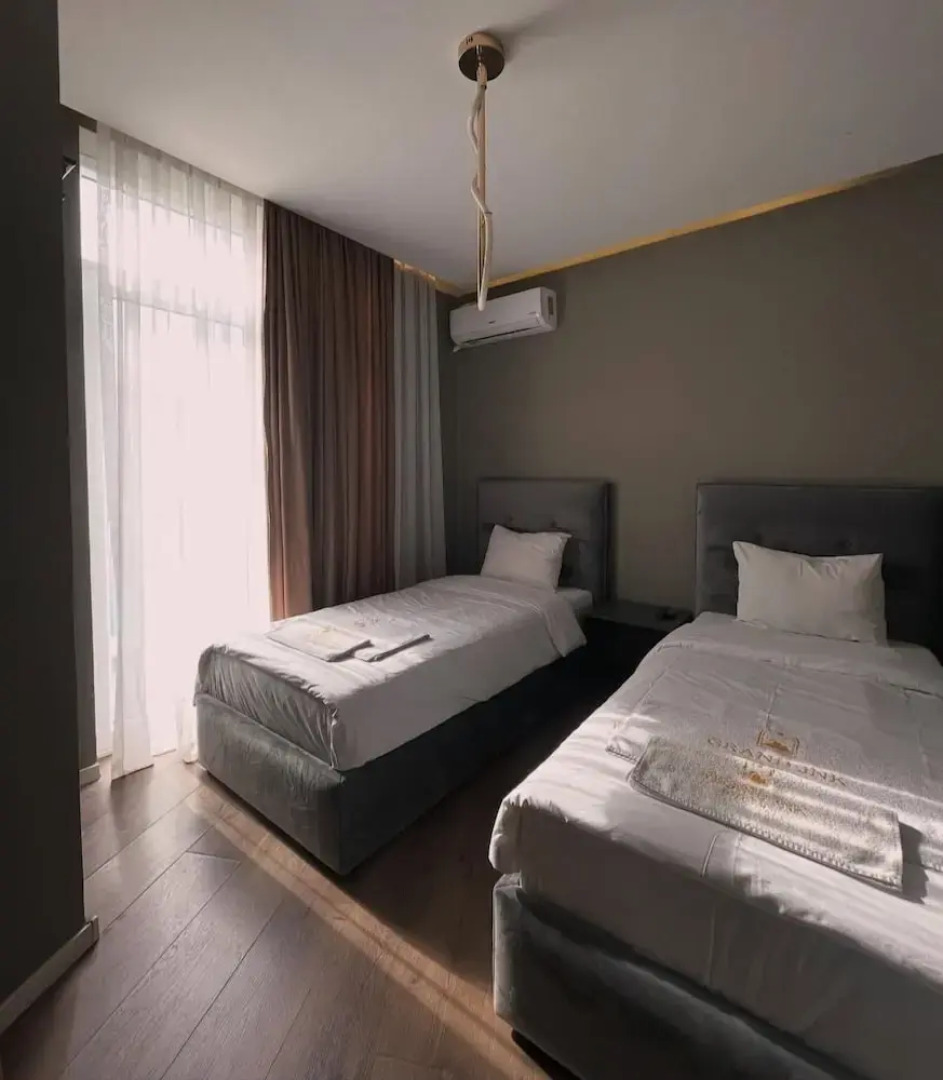 Grand JNK Boutique Hotel