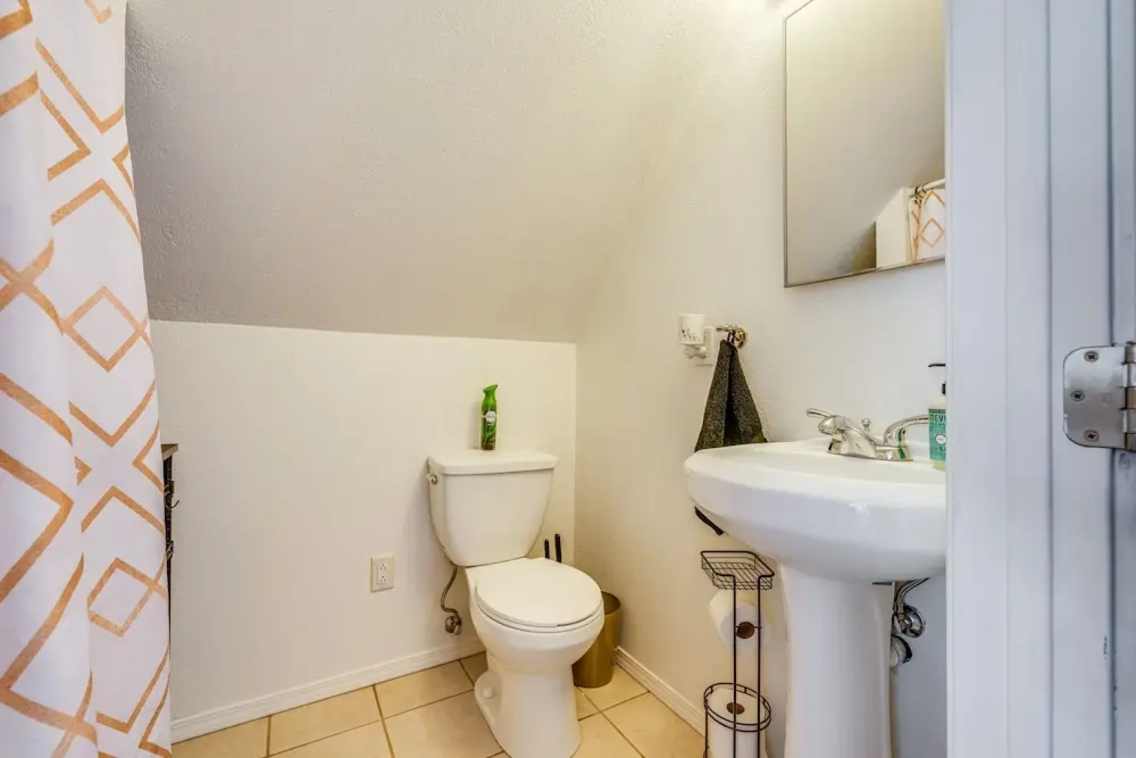 Groveland Vacation Rental ~ 24 Mi to Yosemite!