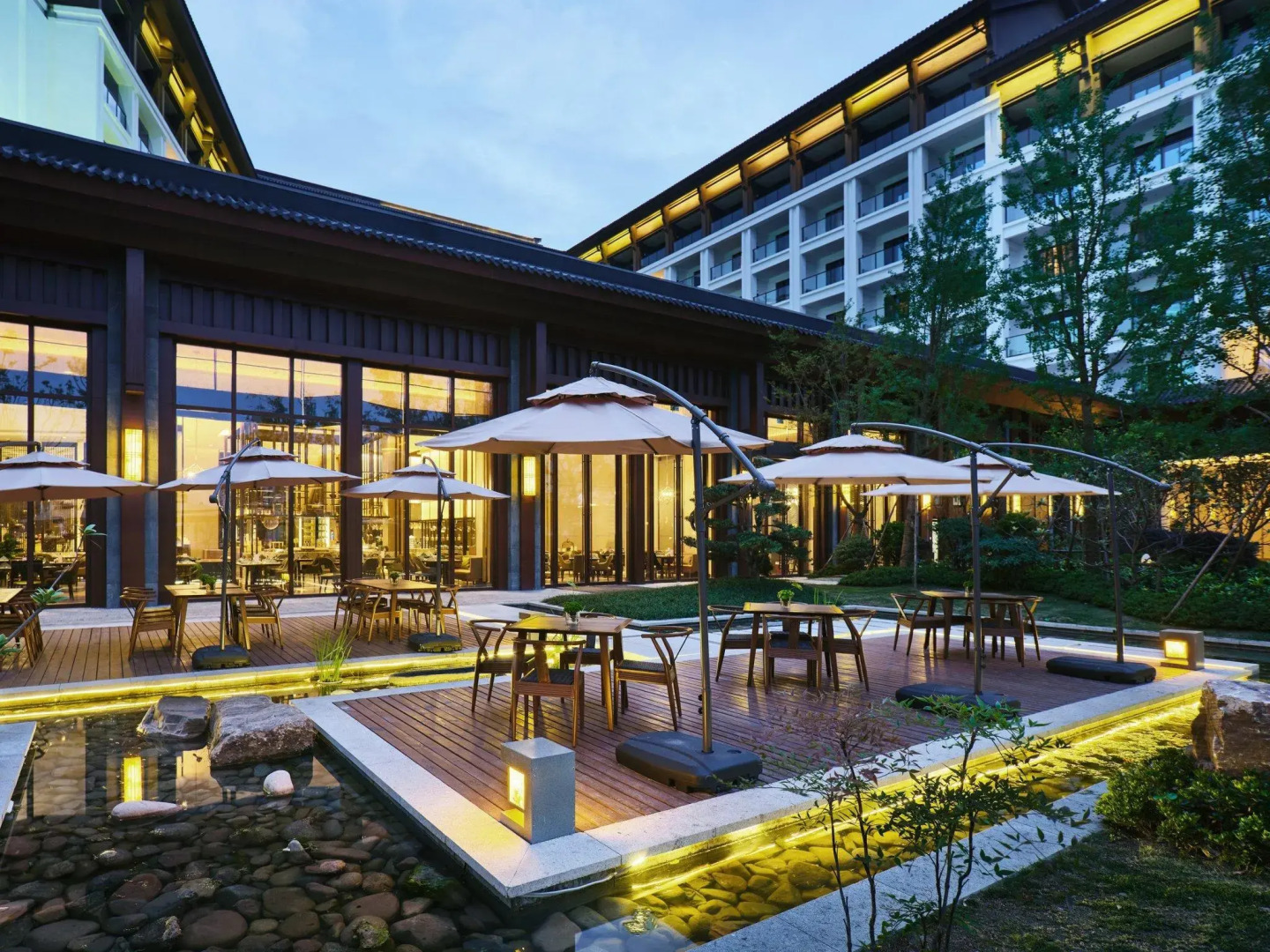 Crowne Plaza Wuxi Lake View