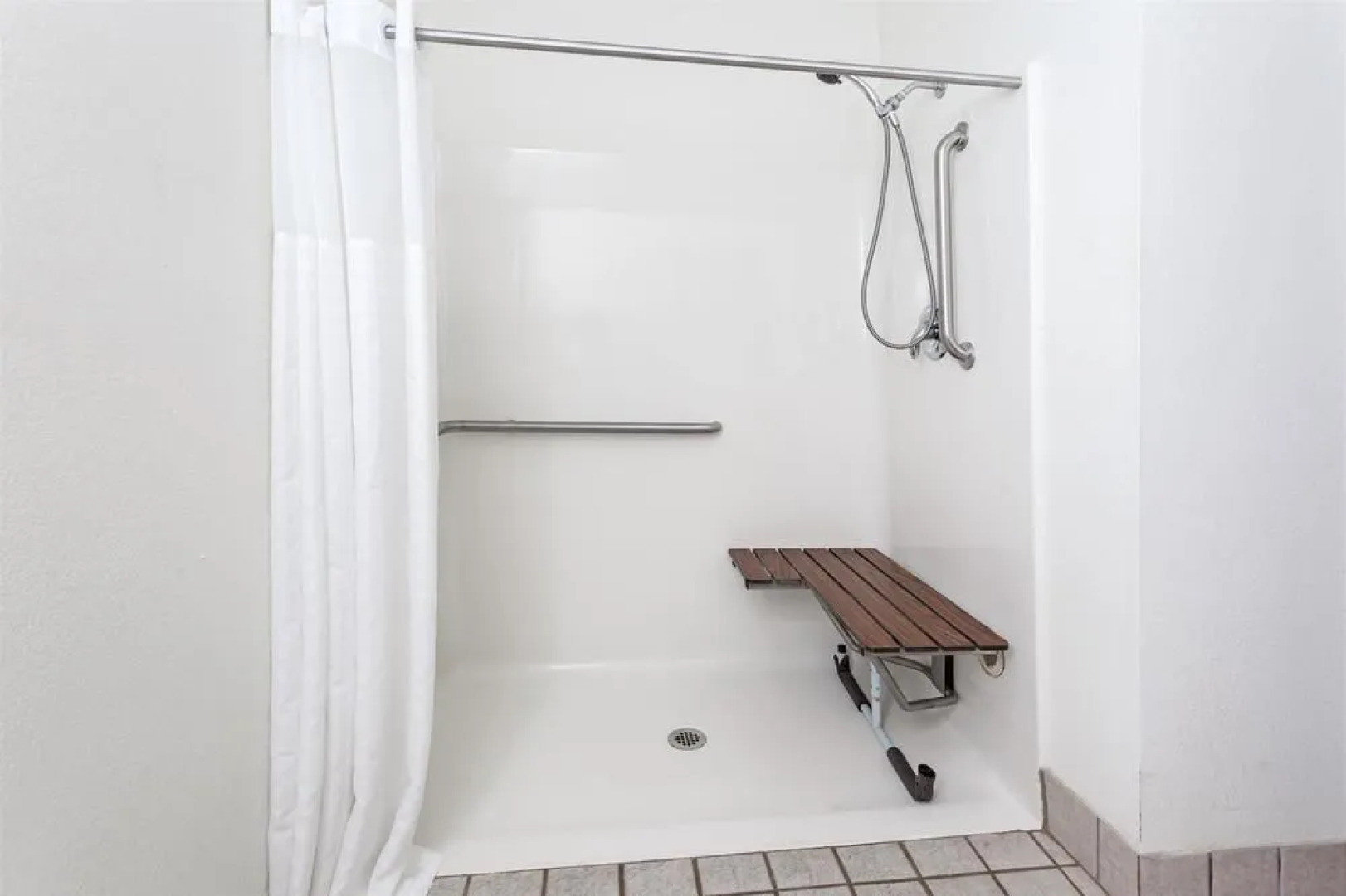 Super 8 Luna Pier/Monroe/Toledo Area