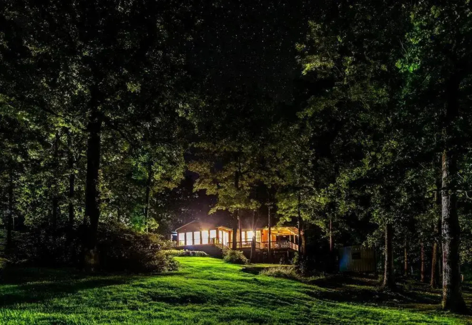 Eden Cove Toledo Bend 4 kayaks Mid-lake Sleeps 16