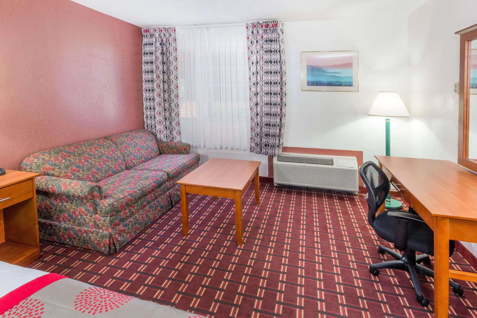 Ramada Hotel & Conference Center by Wyndham Medford