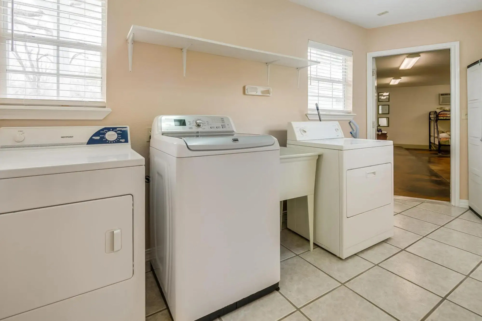 Players Place PRD 2462