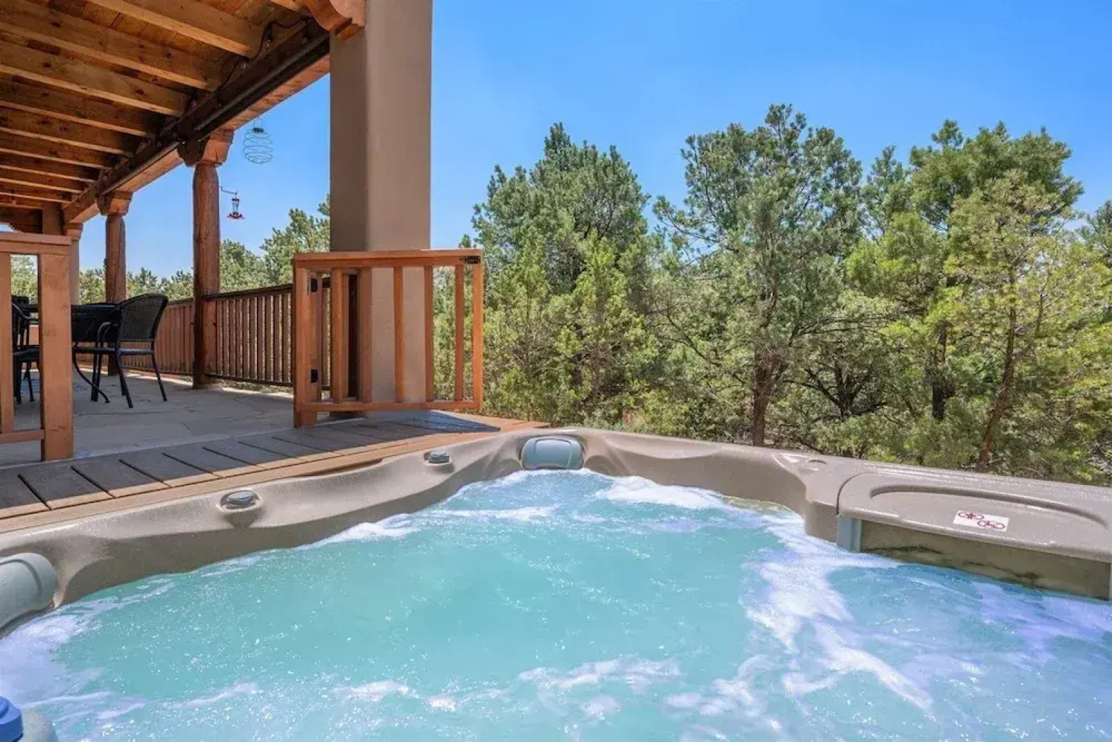 Sunlit Pines - Tucked in the Trees, Private Escape, Easy Drive to Plaza - NEW Listing