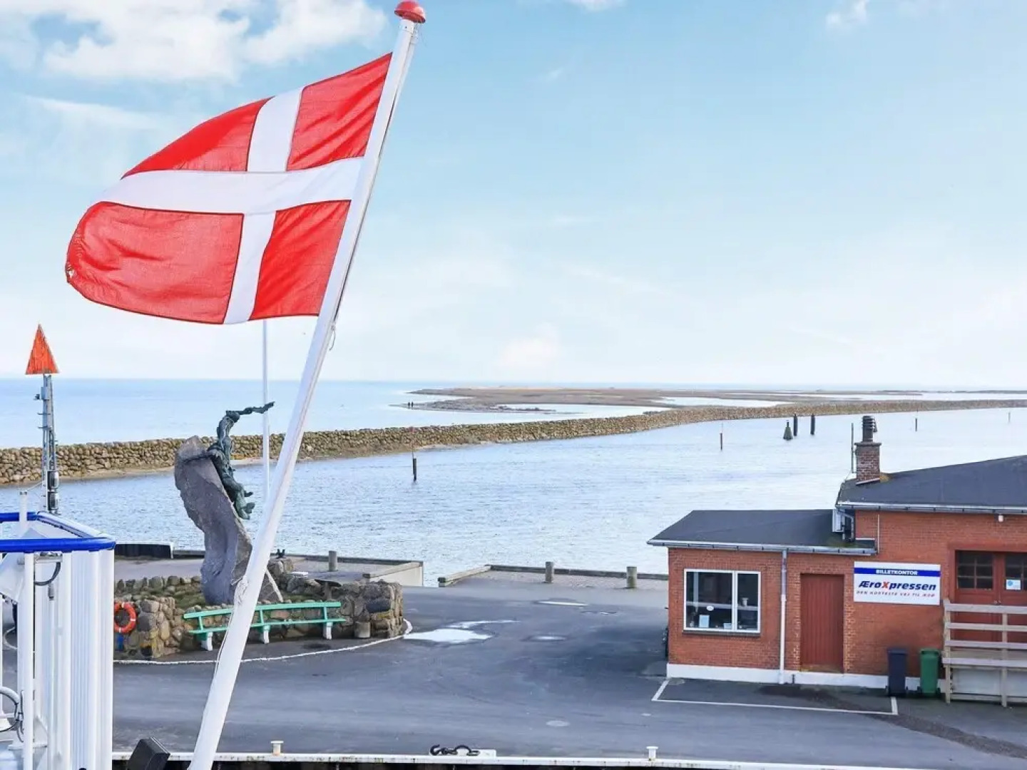 6 Person Holiday Home in Marstal