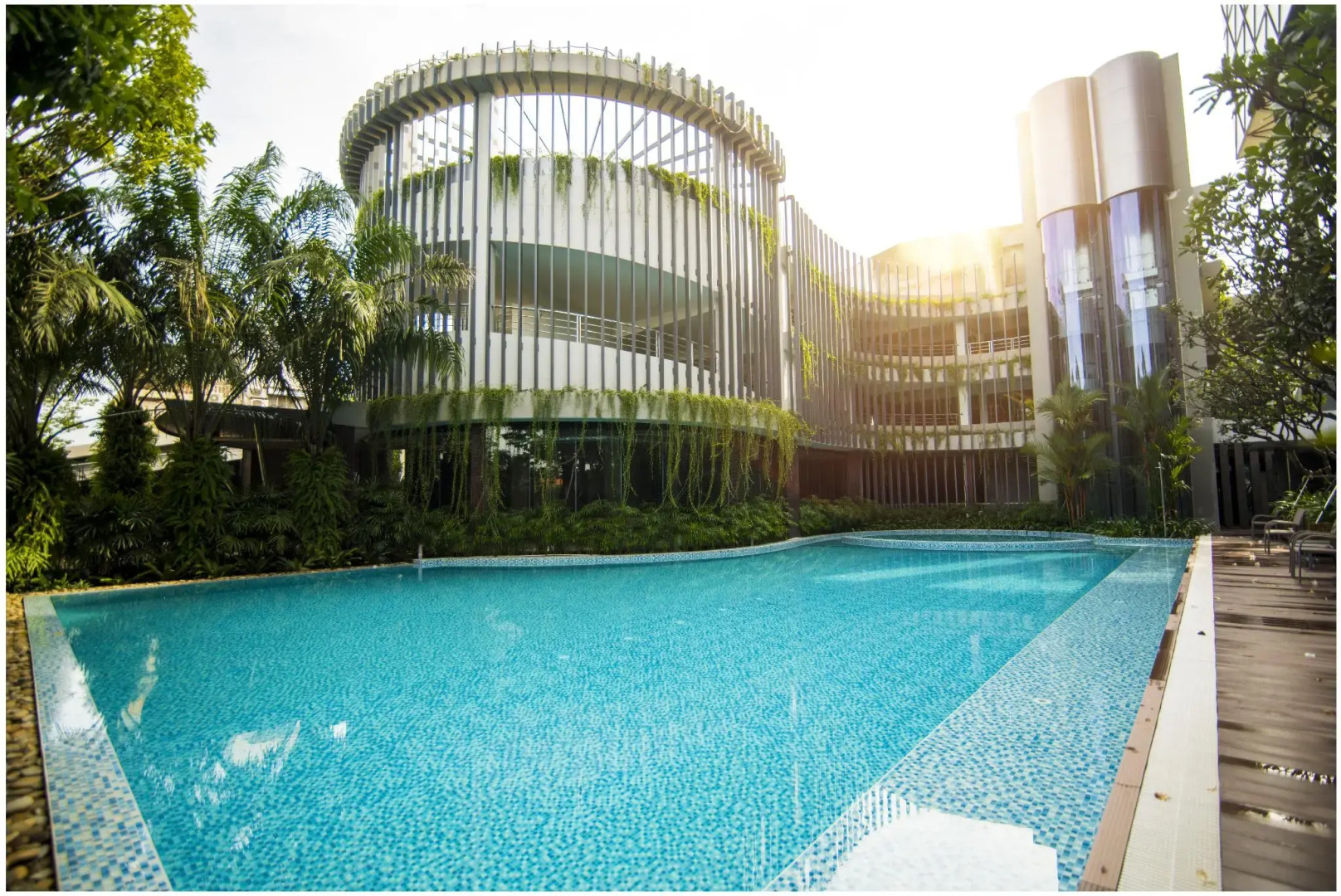 The Mira Central Park Hotel