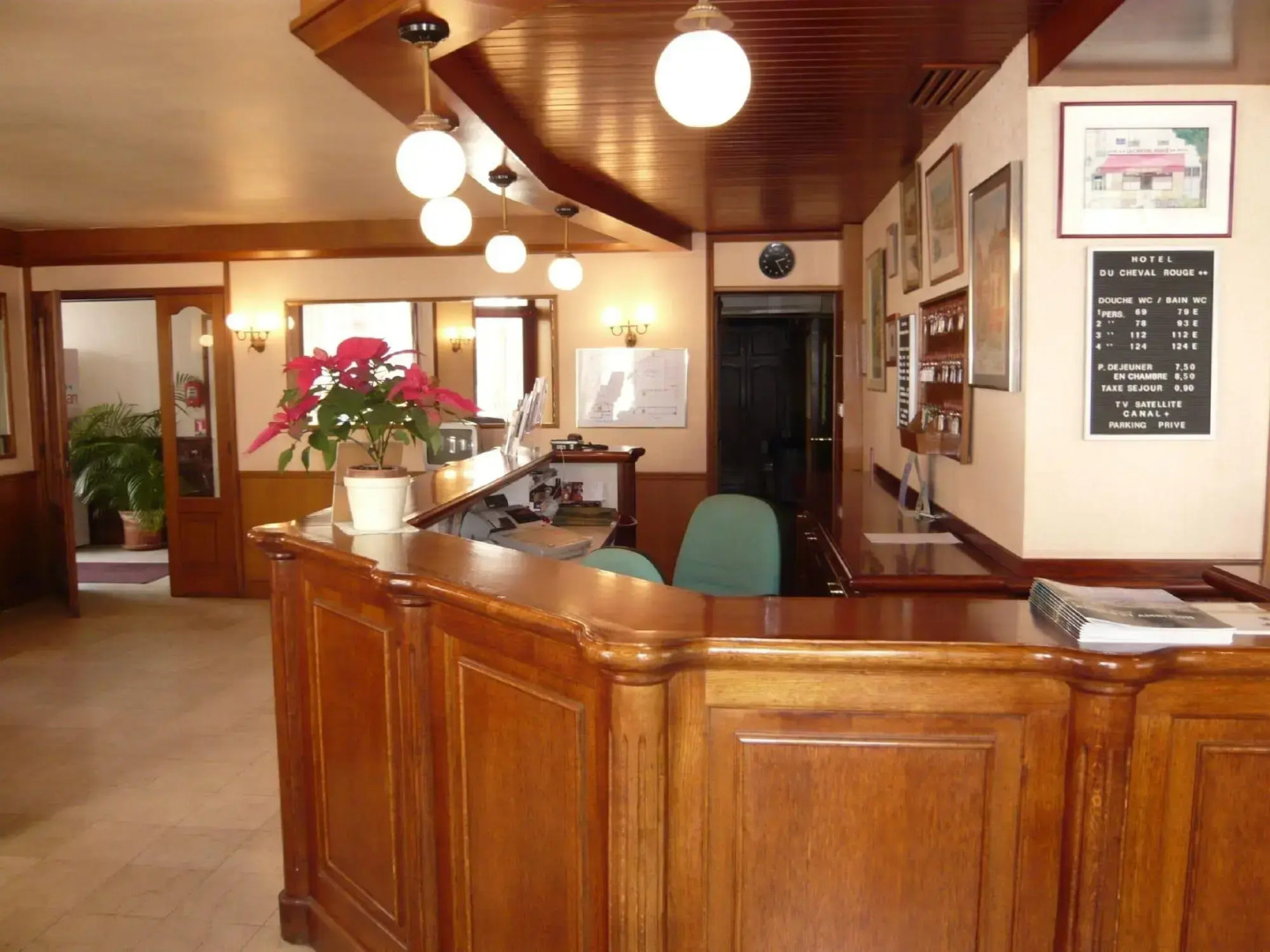 Hotel du Cheval Rouge