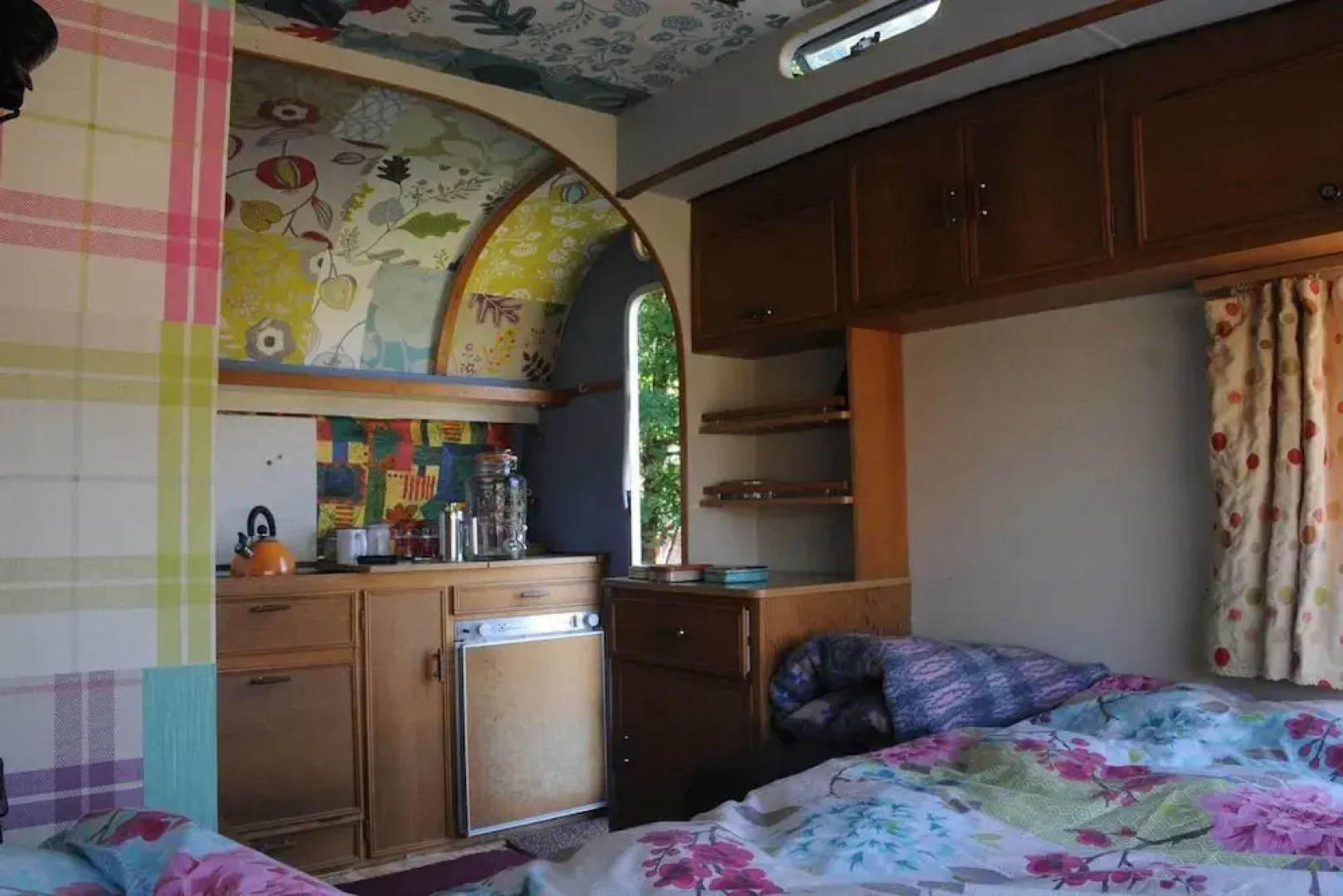 Vintage Safari Caravan