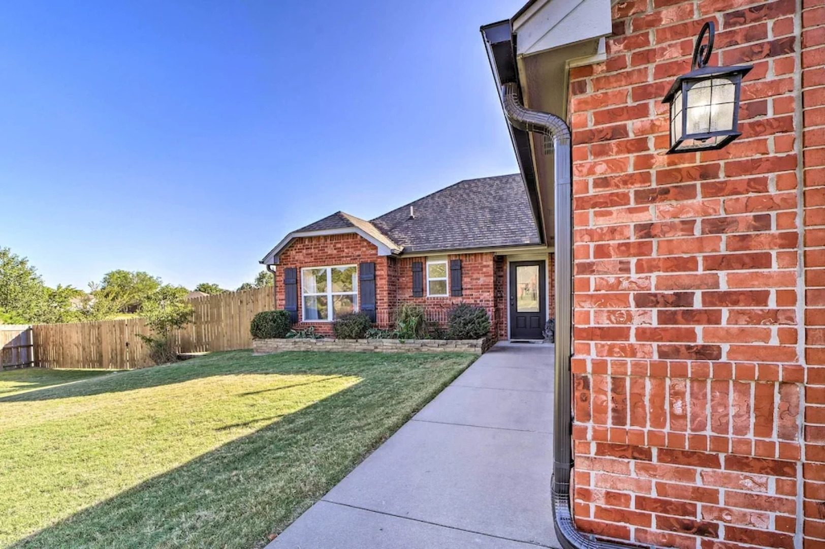 Claremore Getaway ~ 2 Mi to Historic District