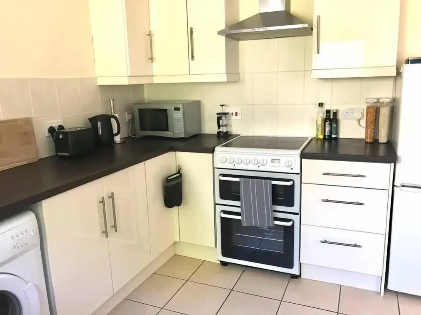 3 bed house in suburbs of Belfast