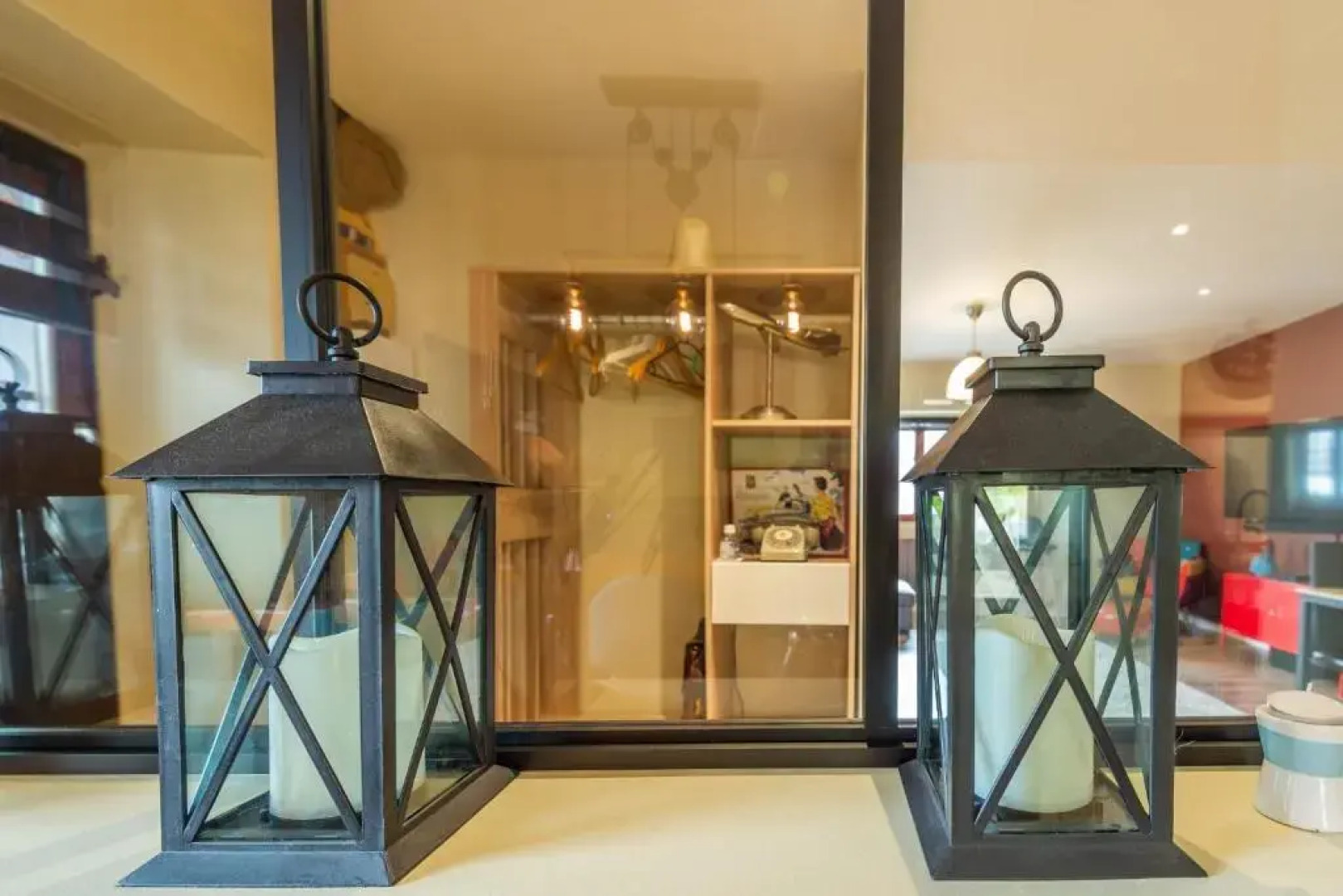 Spacious apartment with two terraces and private parking