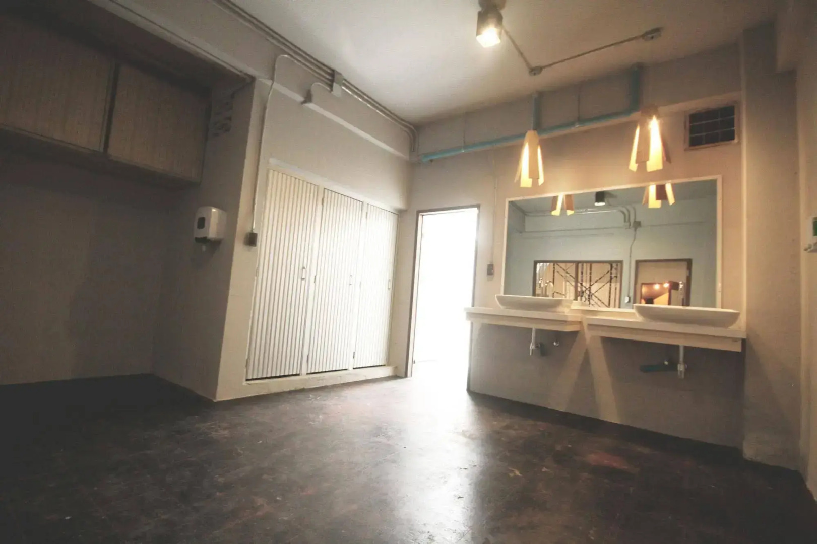 The Hive Hatyai Hostel