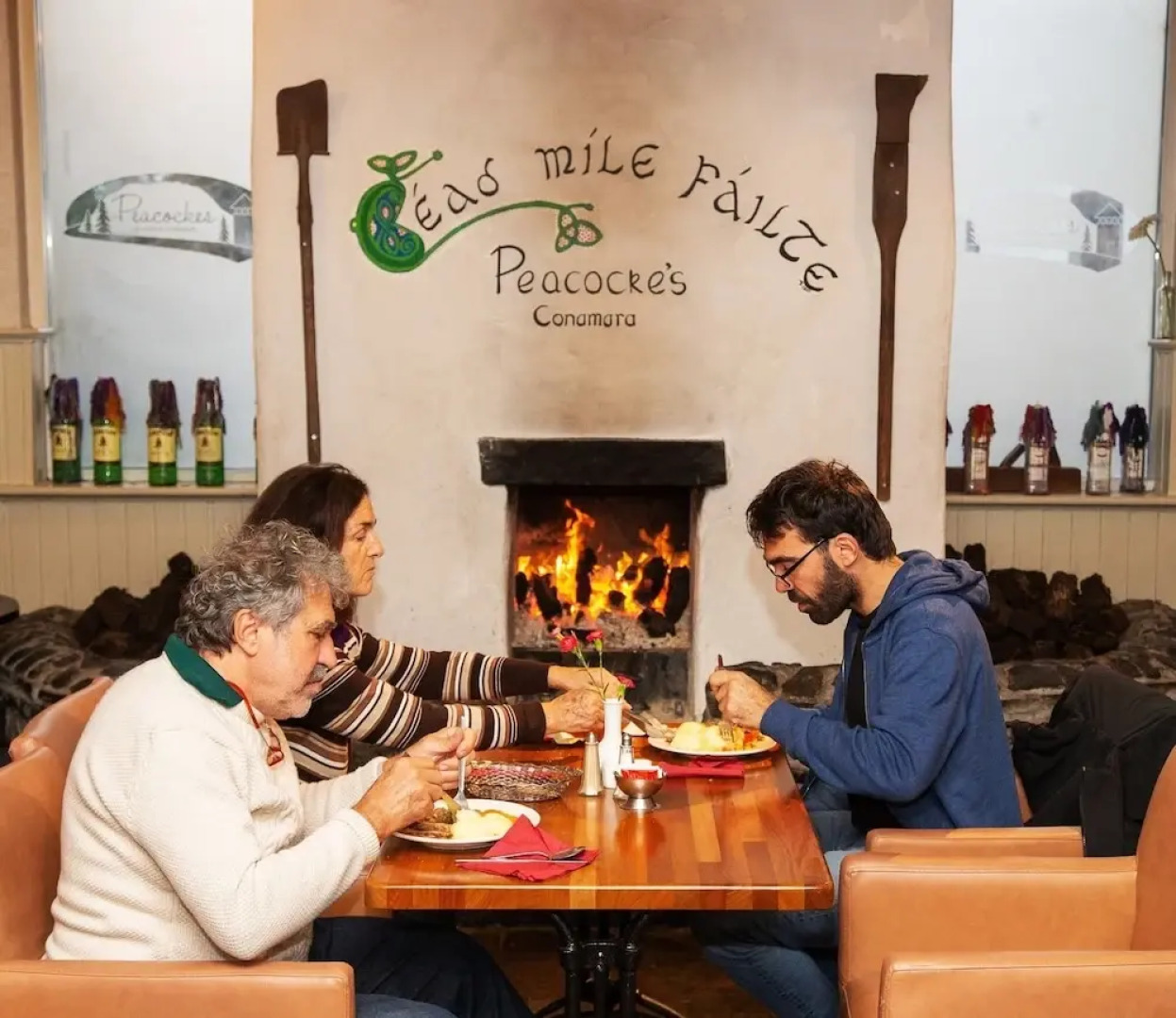 Peacockes Hotel & Complex