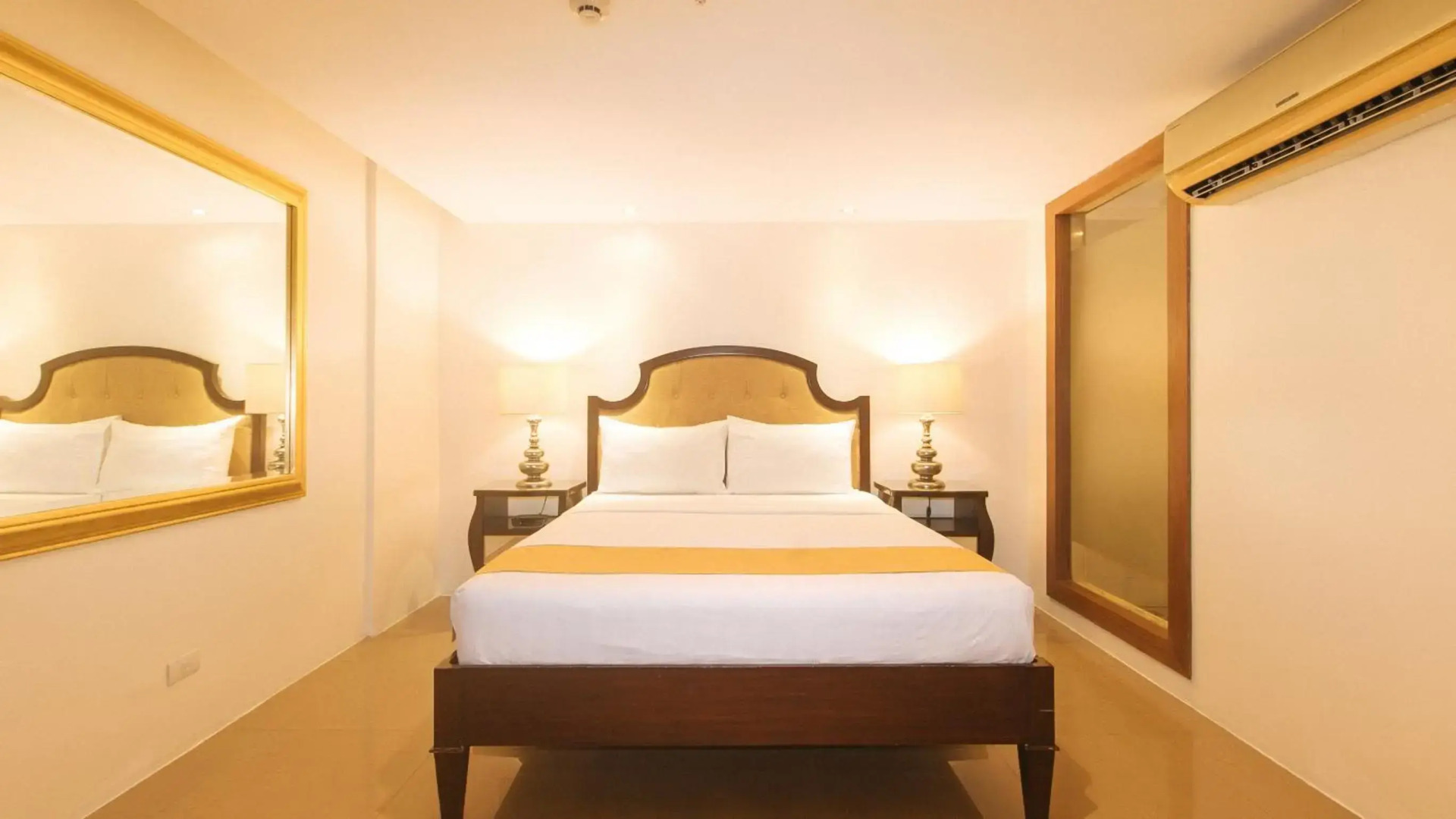 Torre Venezia Suites