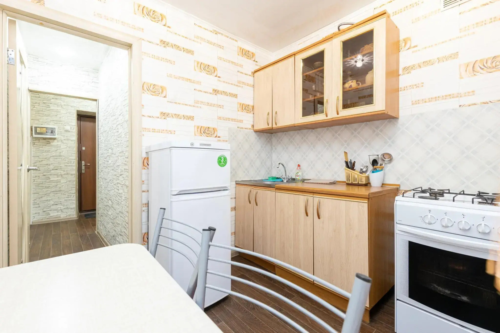 На Сутки на улице Октябрьская 44