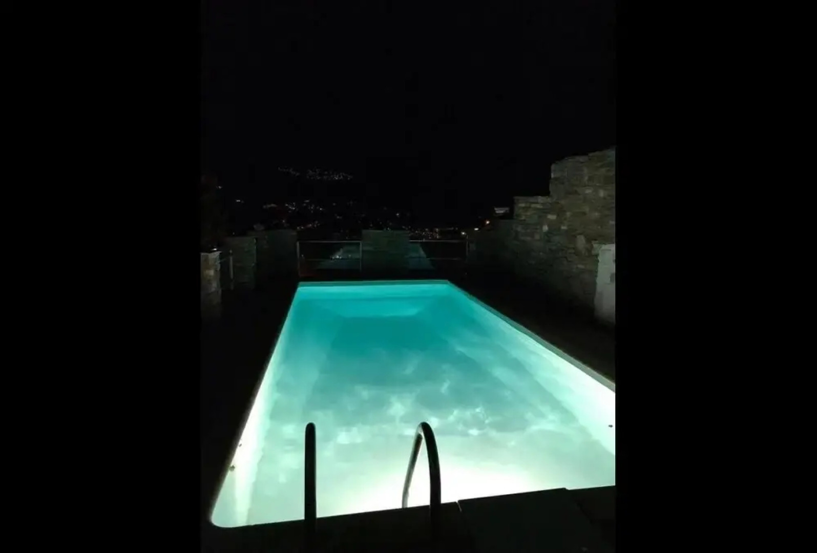 Bright Blue Studio near Stone Tower 1690 • Andros