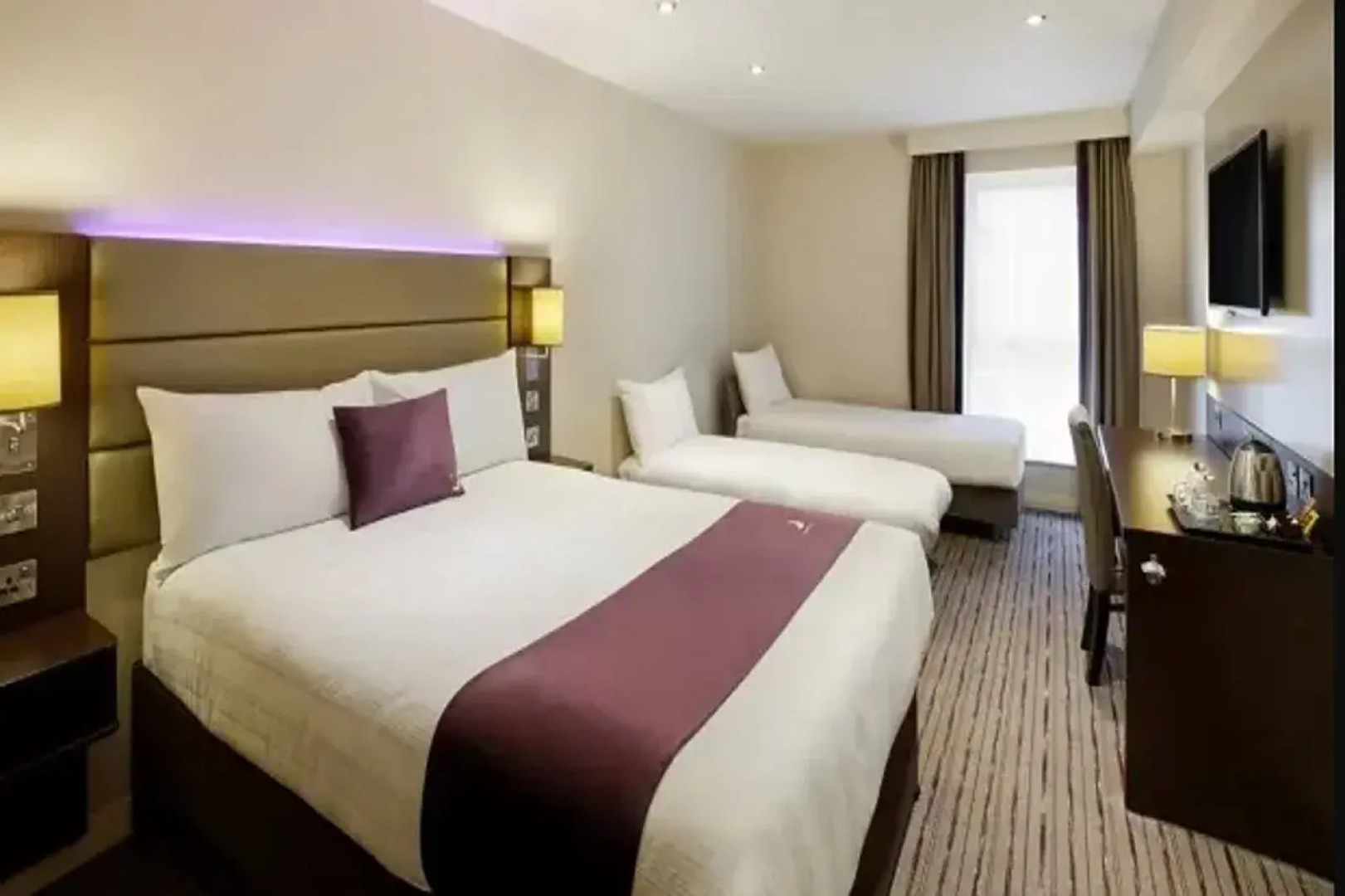 Premier Inn Halifax South