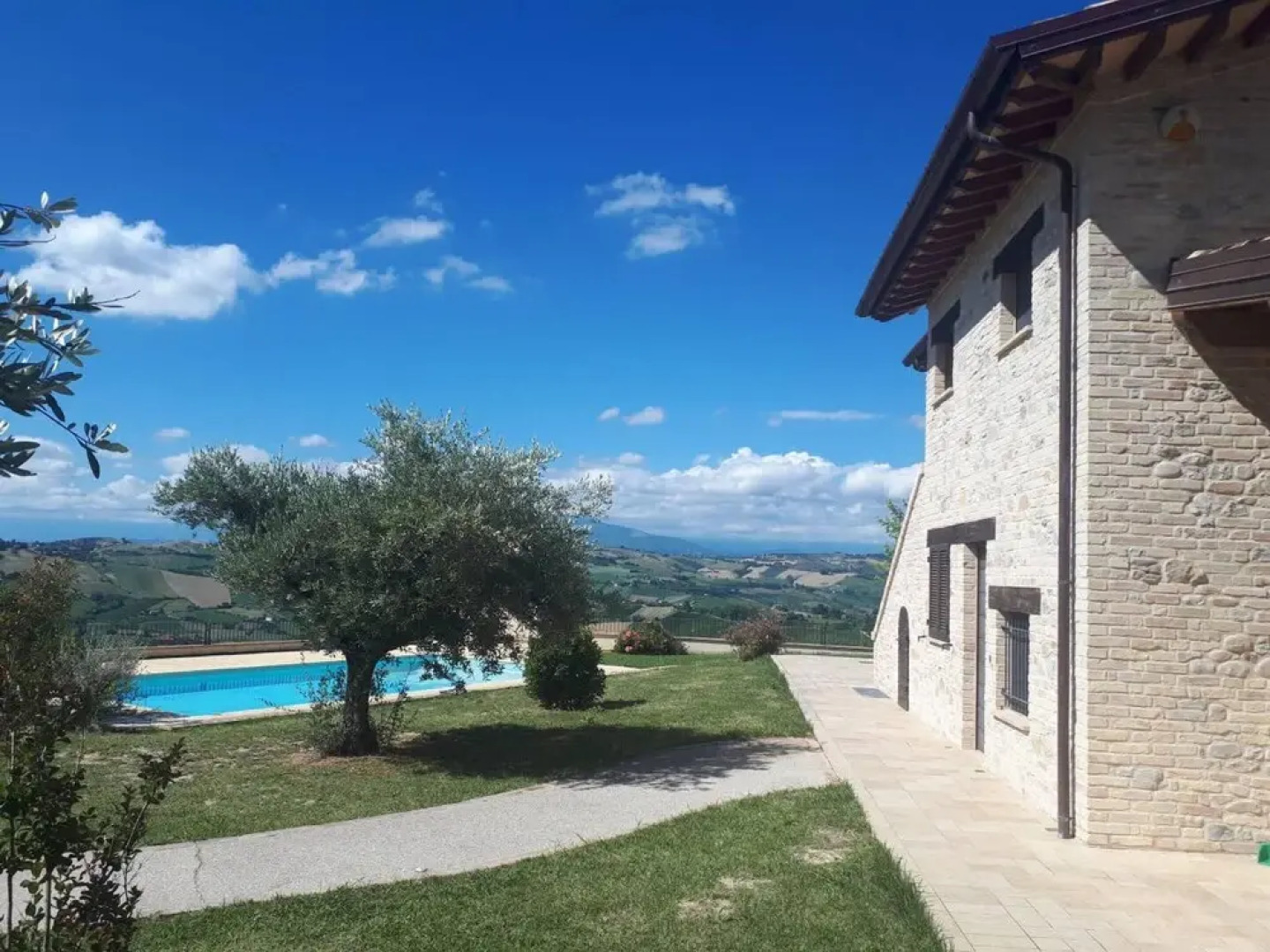 Villa With 3 Bedrooms in Provincia di Ascoli Piceno, With Wonderful Mountain View, Private Pool, Furnished Garden