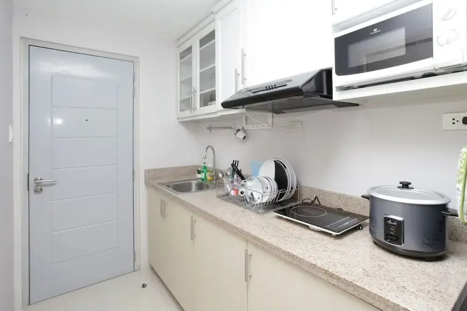 Grass Residences - Condo