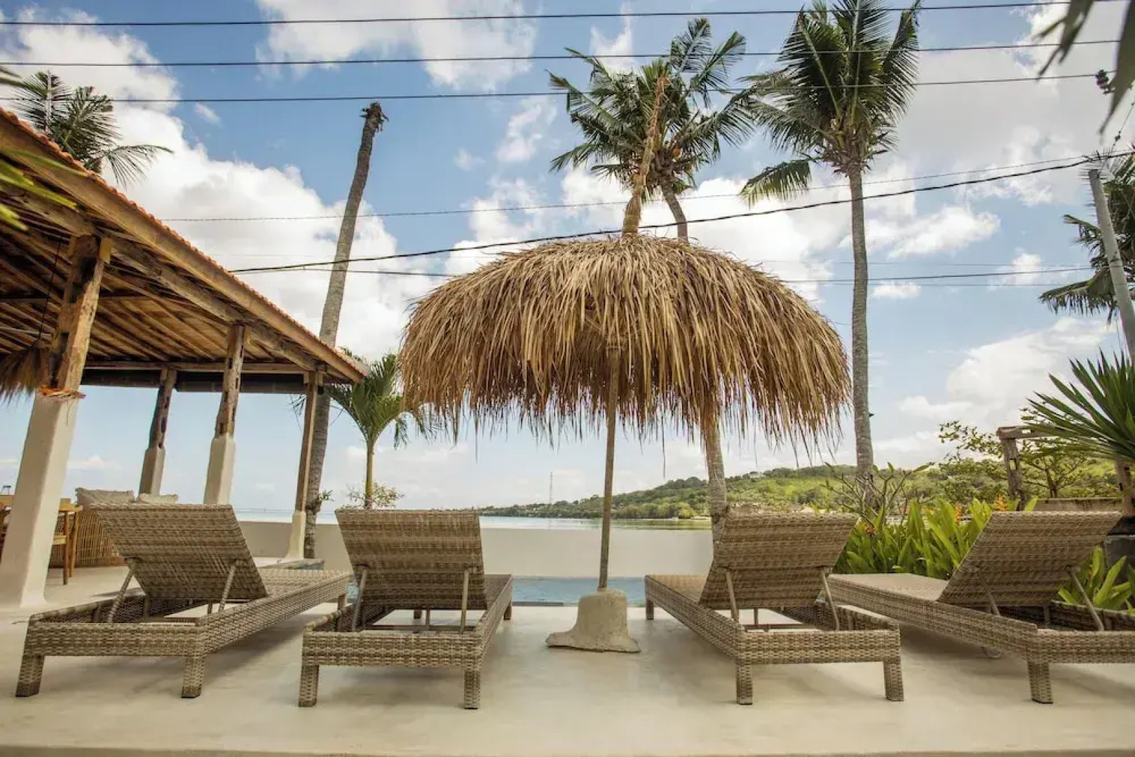 Sunset House Ceningan